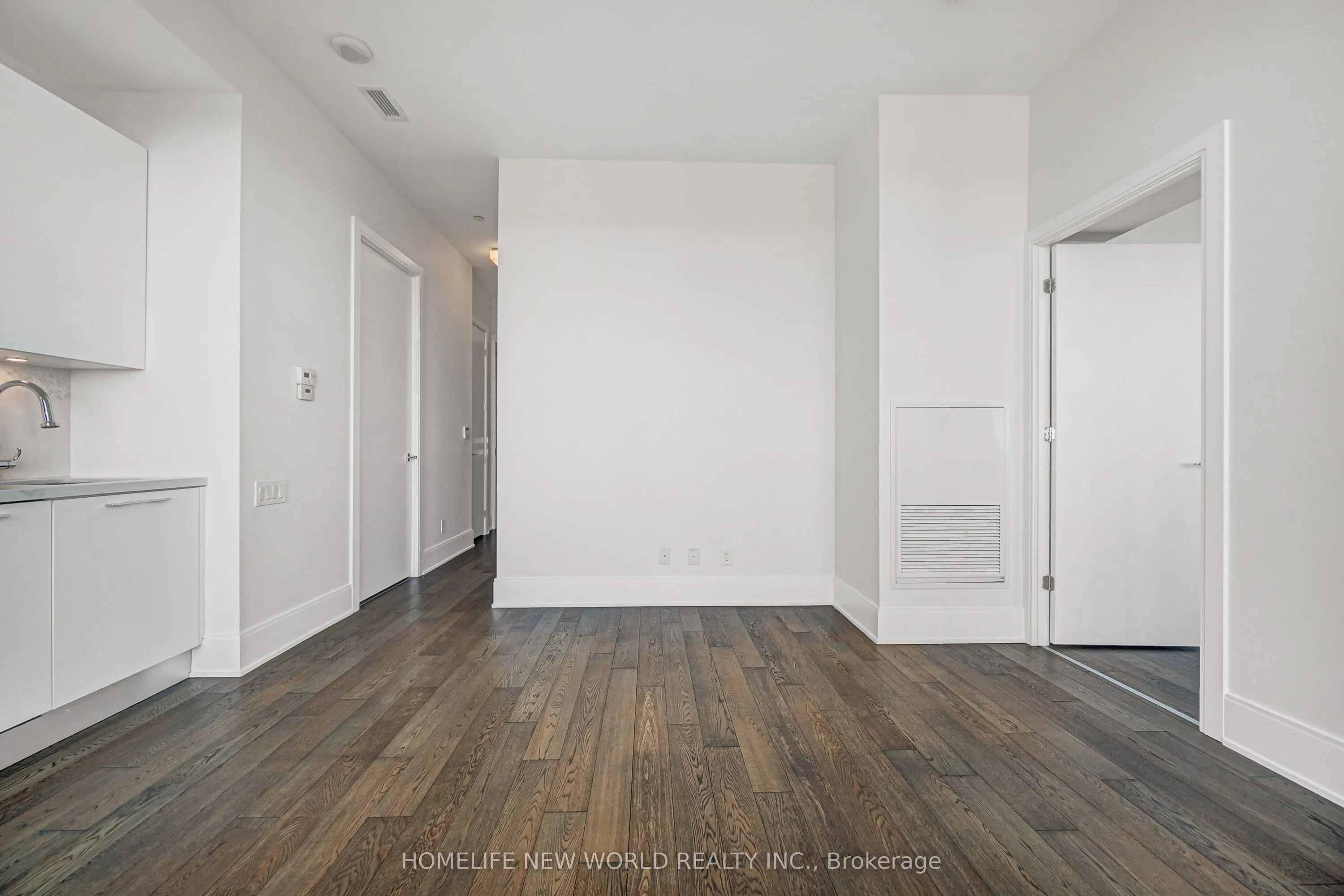 42 Charles Street E #5603