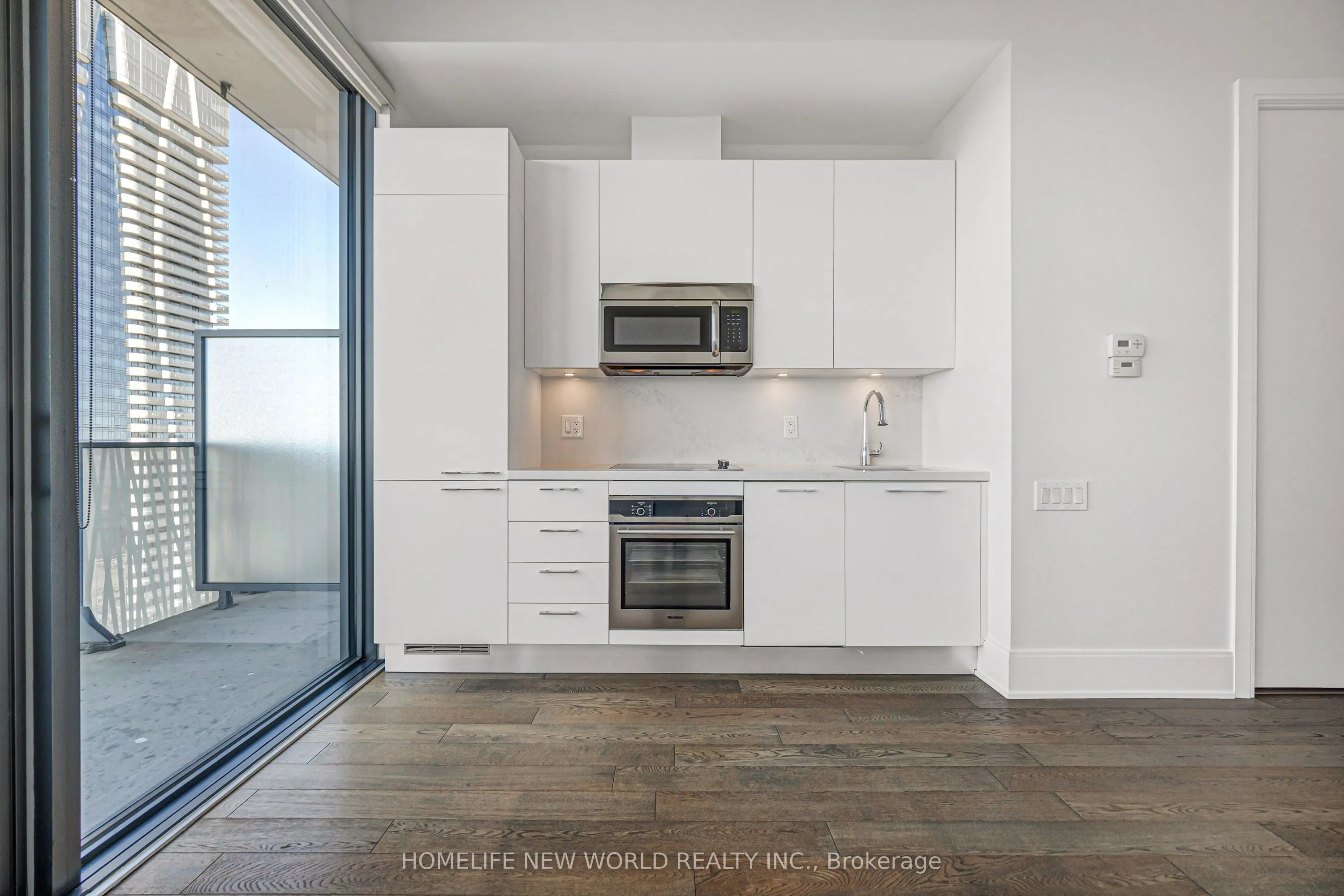 42 Charles Street E #5603