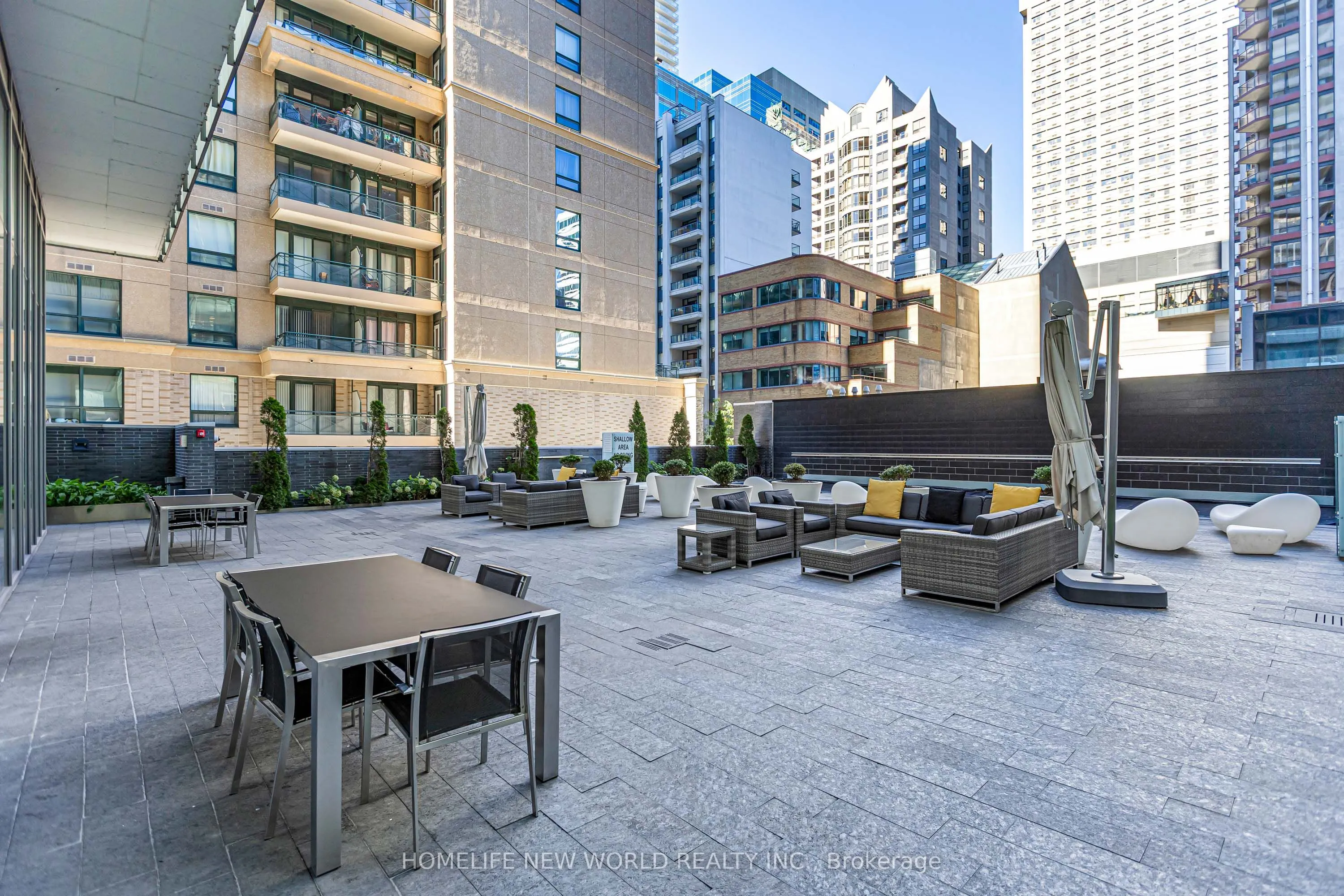 42 Charles Street E #5603