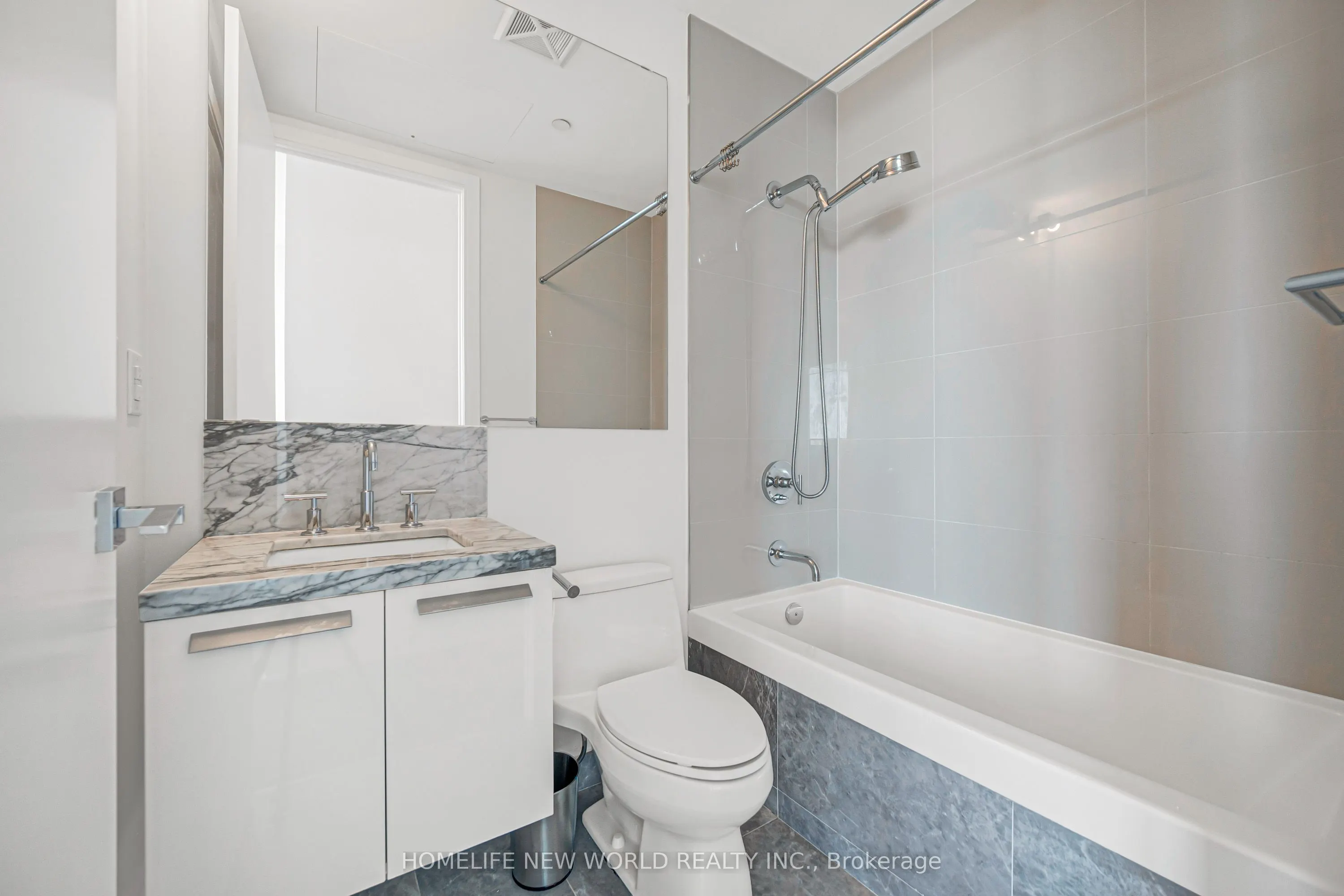 42 Charles Street E #5603