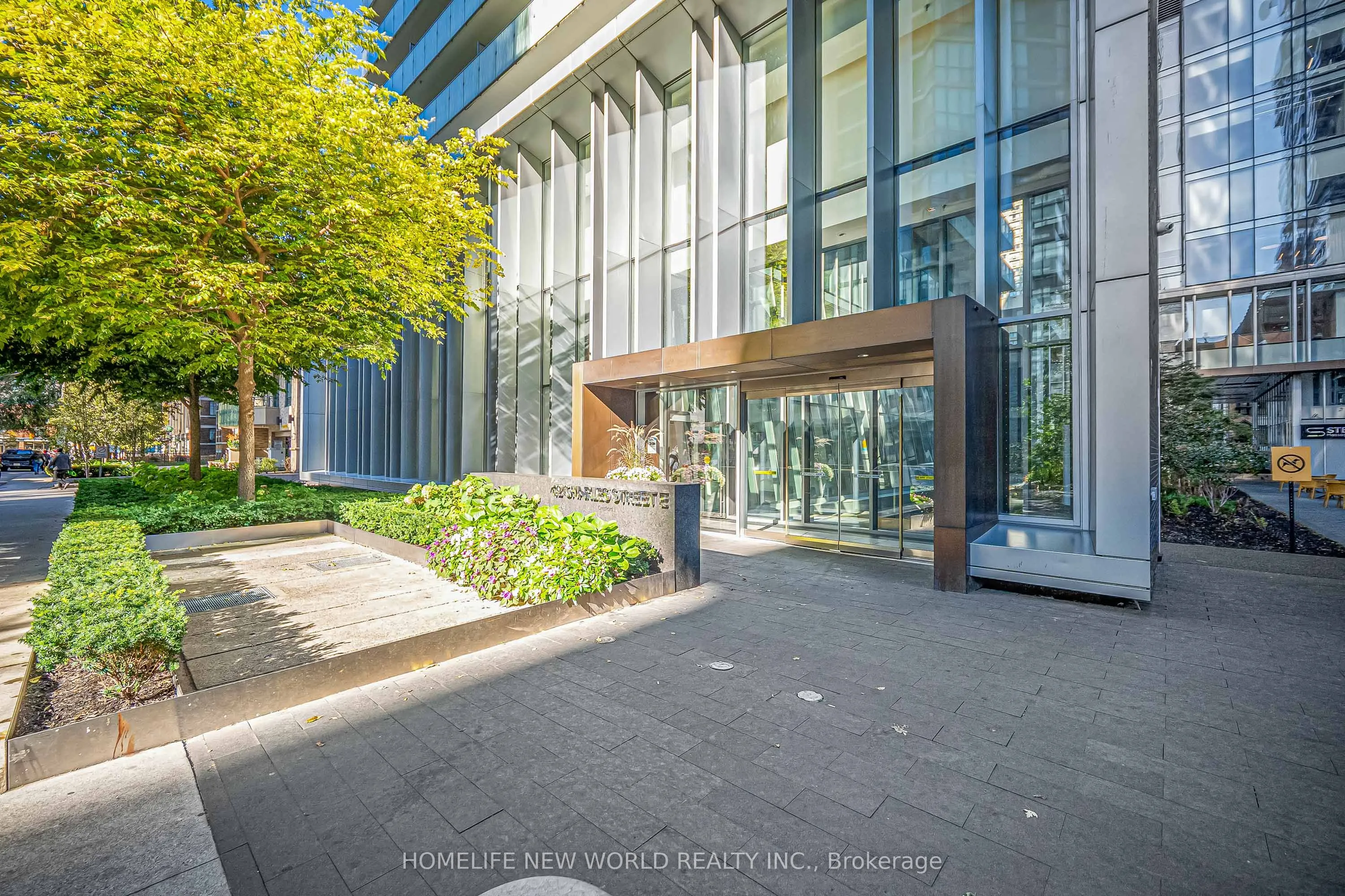 42 Charles Street E #5603