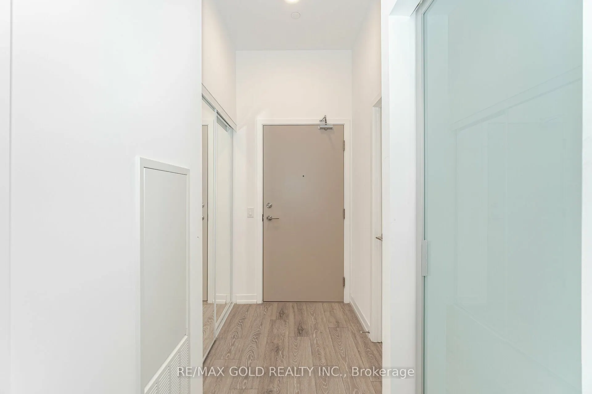 2020 Bathurst Street #216