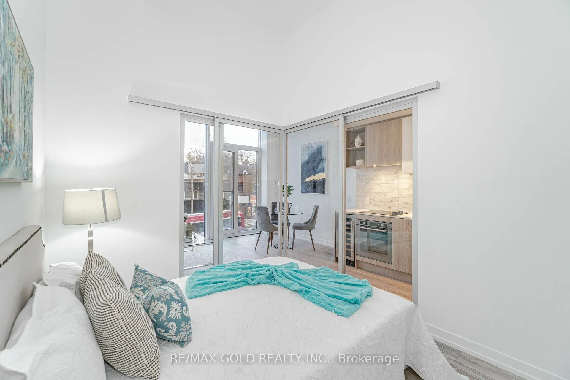 2020 Bathurst Street #216