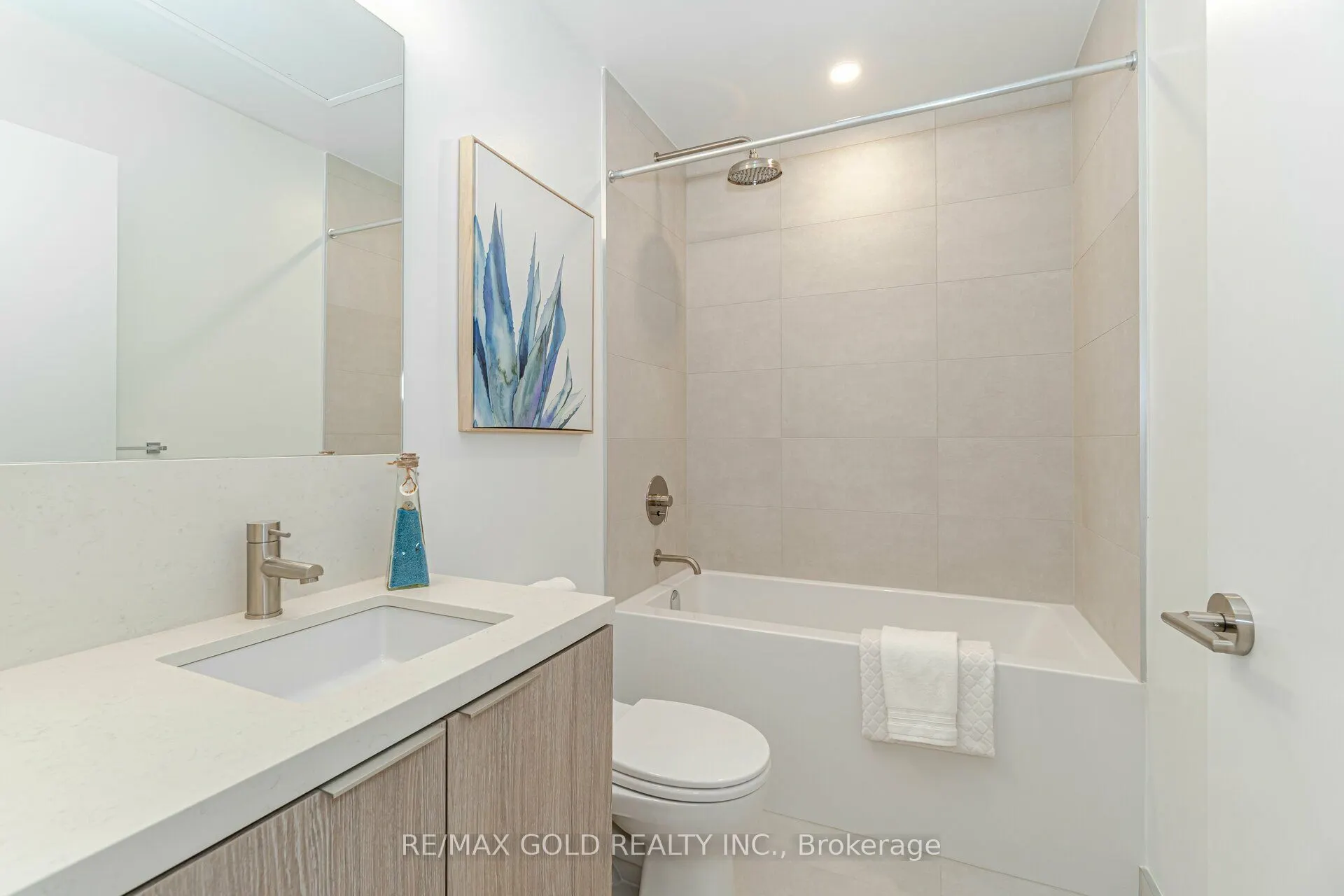 2020 Bathurst Street #216