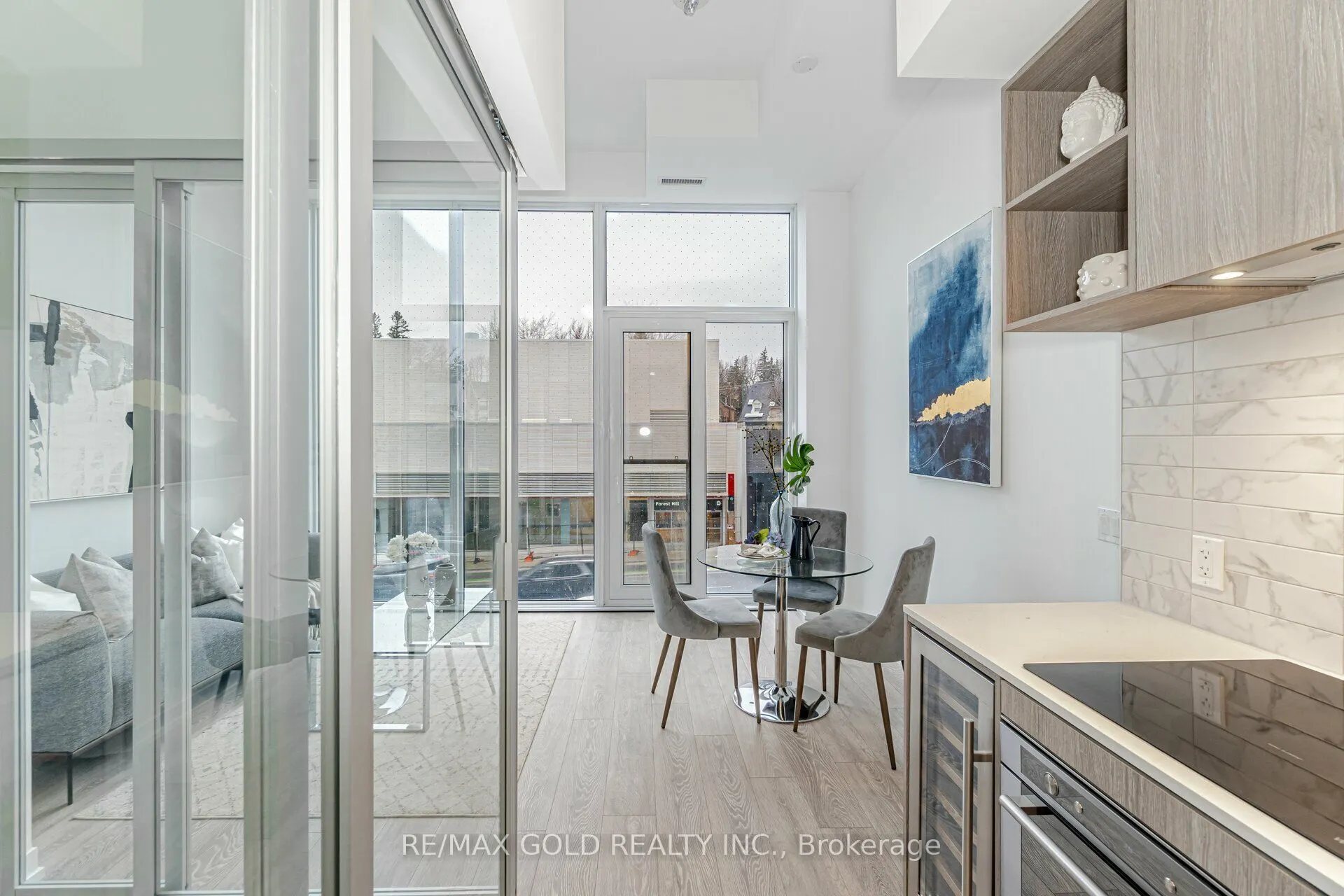 2020 Bathurst Street #216