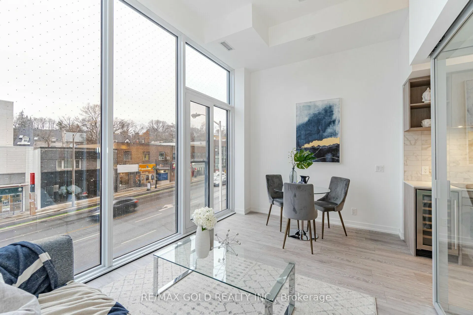 2020 Bathurst Street #216