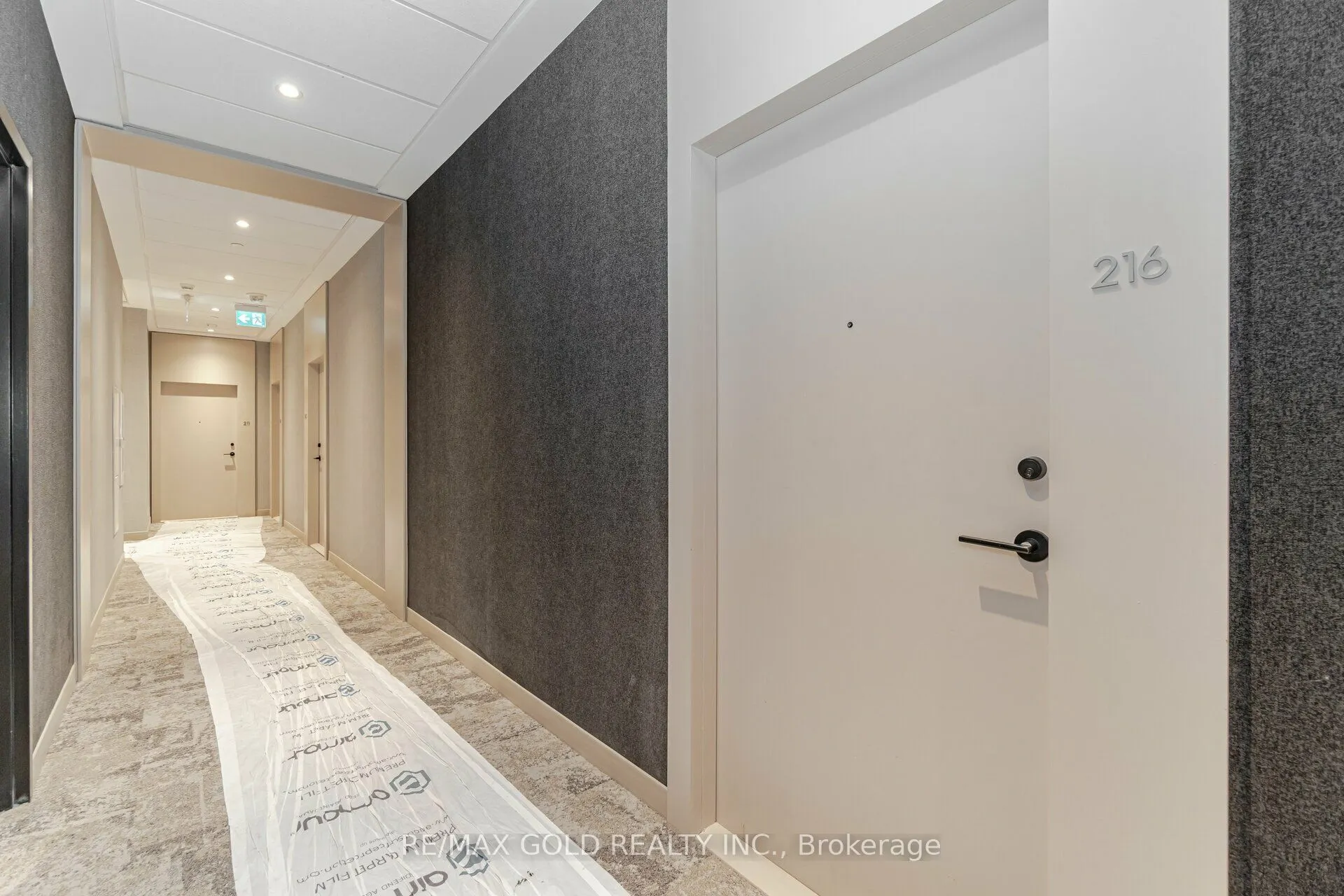 2020 Bathurst Street #216