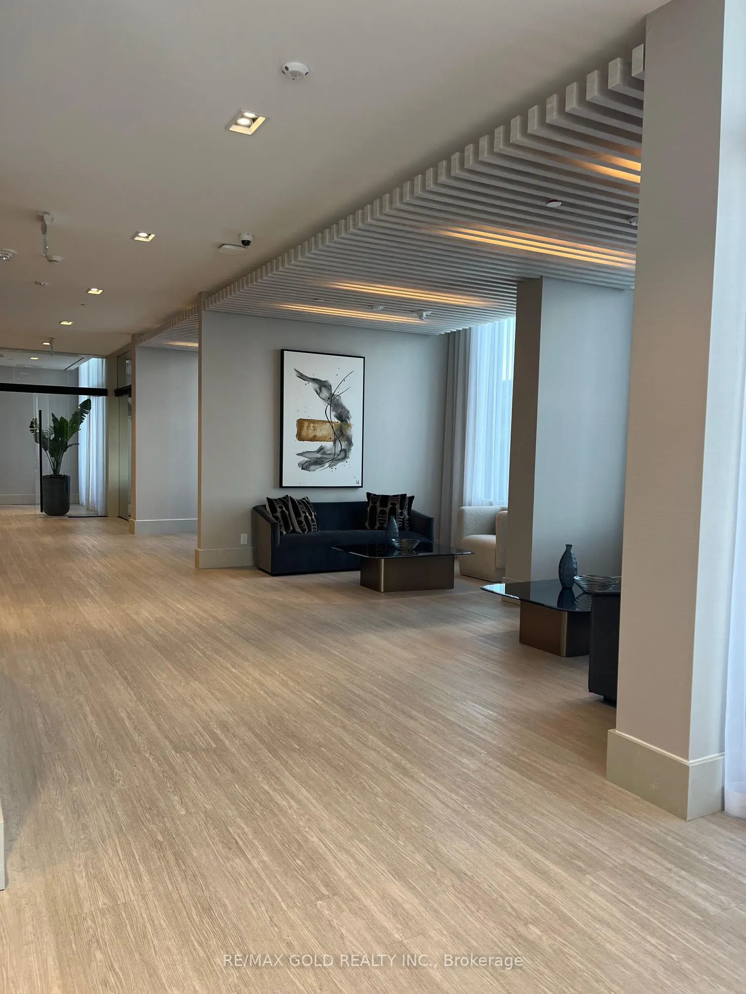 2020 Bathurst Street #216