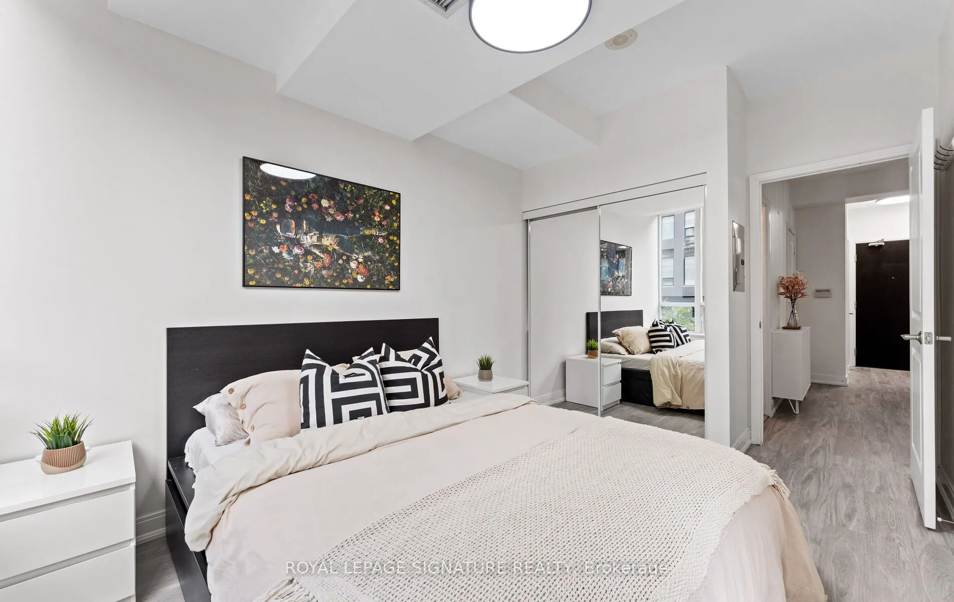 88 Broadway Avenue #206
