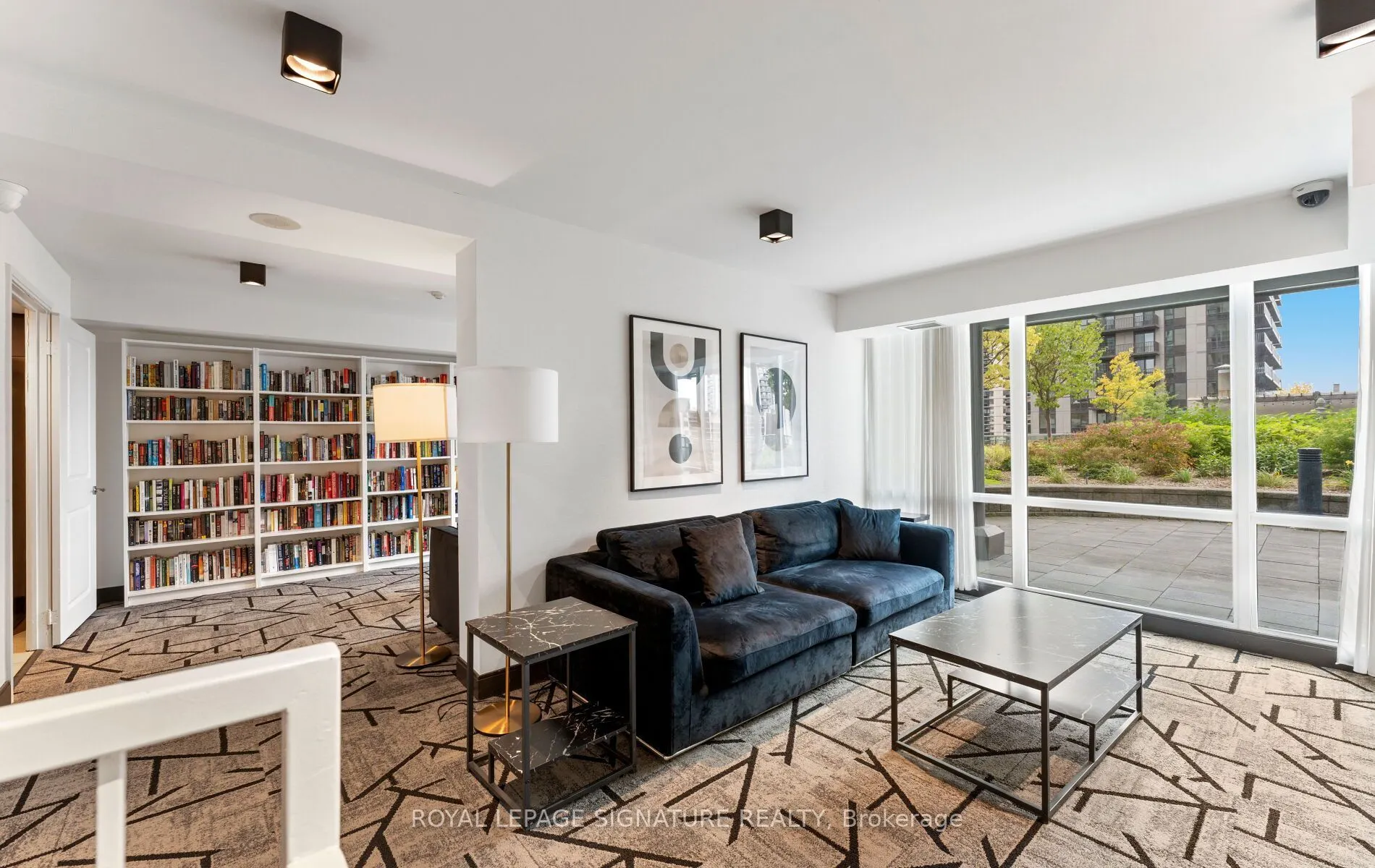 88 Broadway Avenue #206