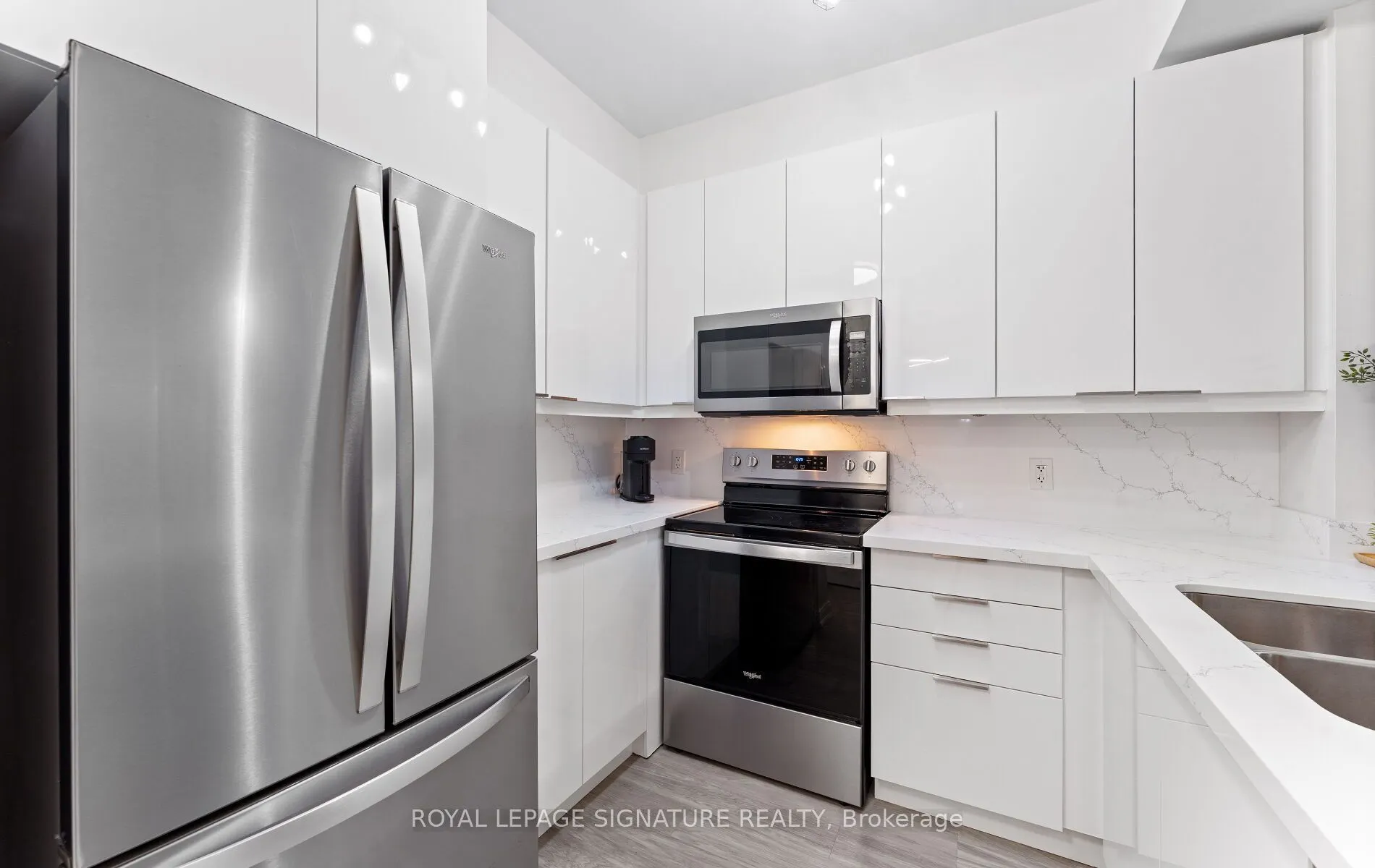 88 Broadway Avenue #206