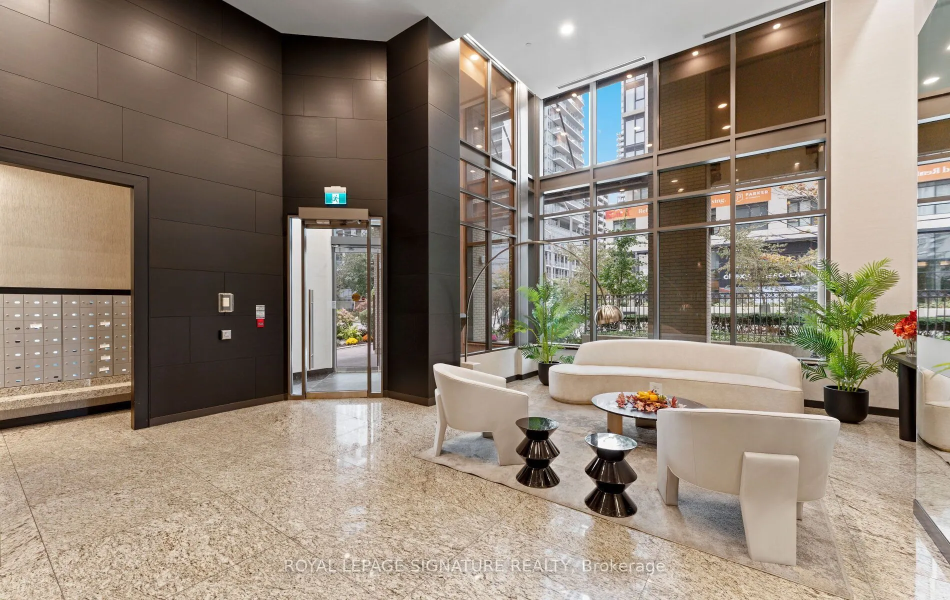 88 Broadway Avenue #206