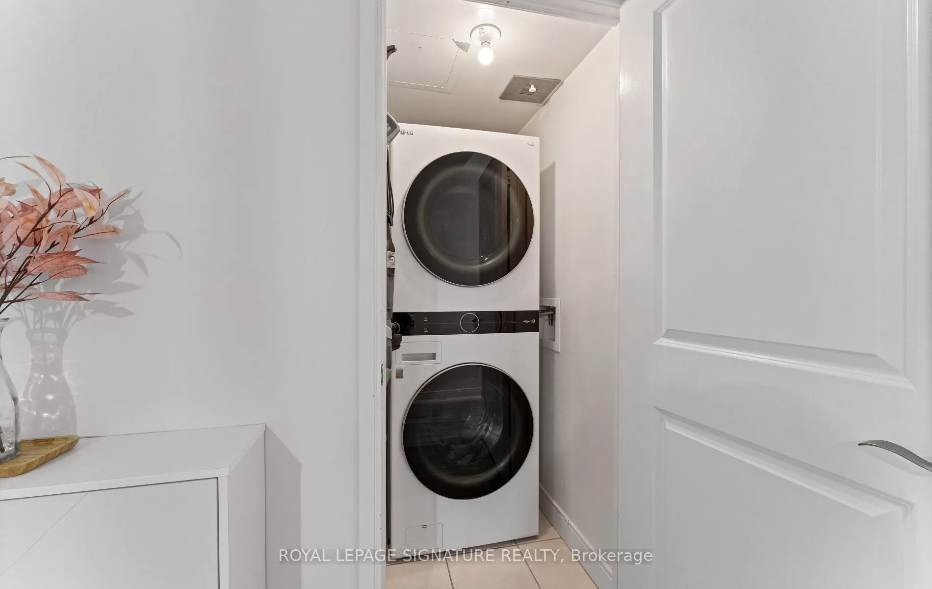 88 Broadway Avenue #206