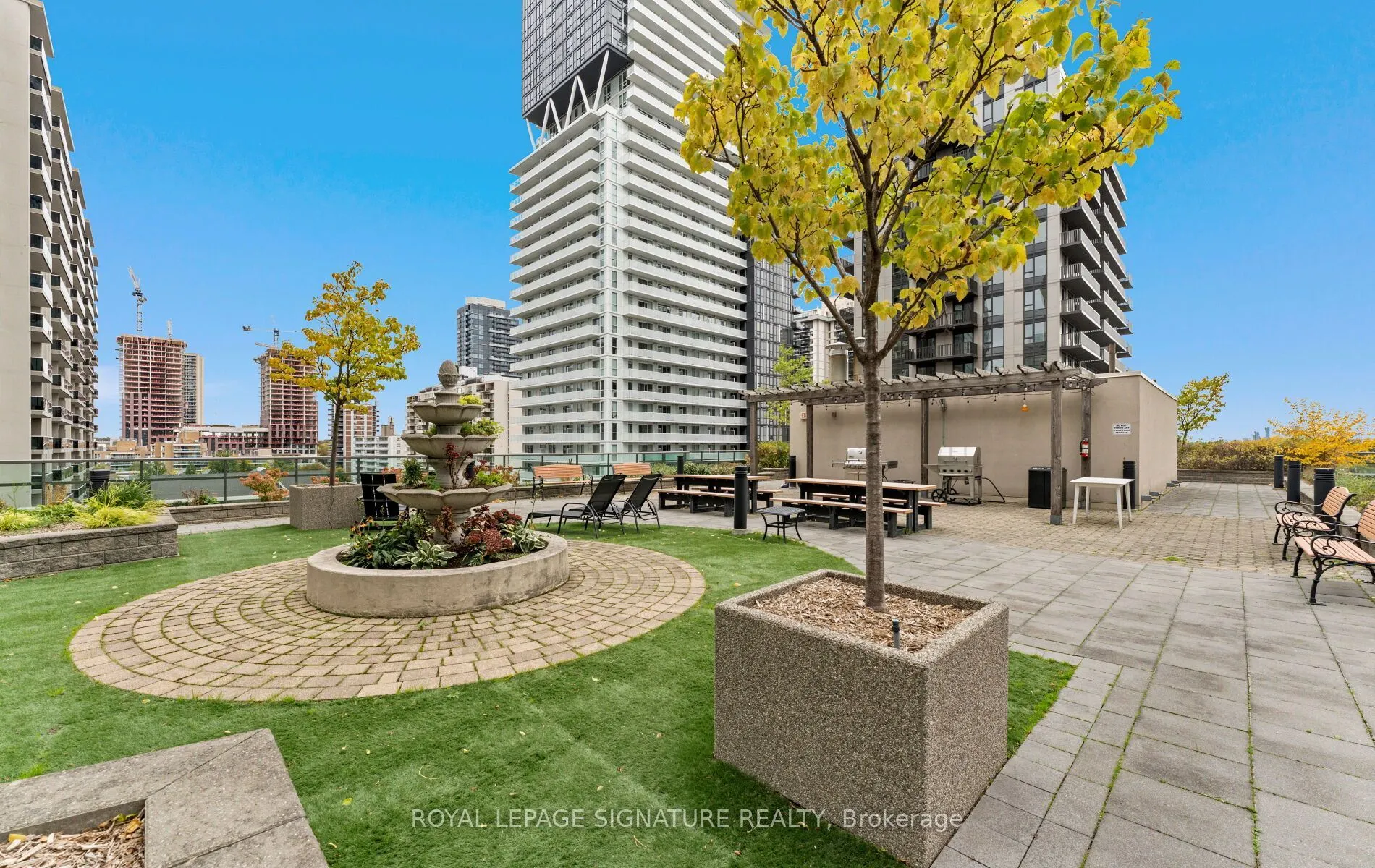 88 Broadway Avenue #206