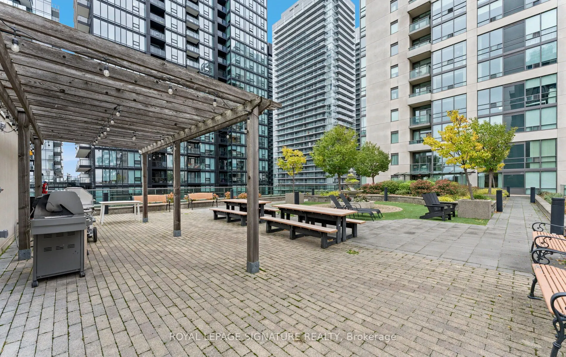 88 Broadway Avenue #206