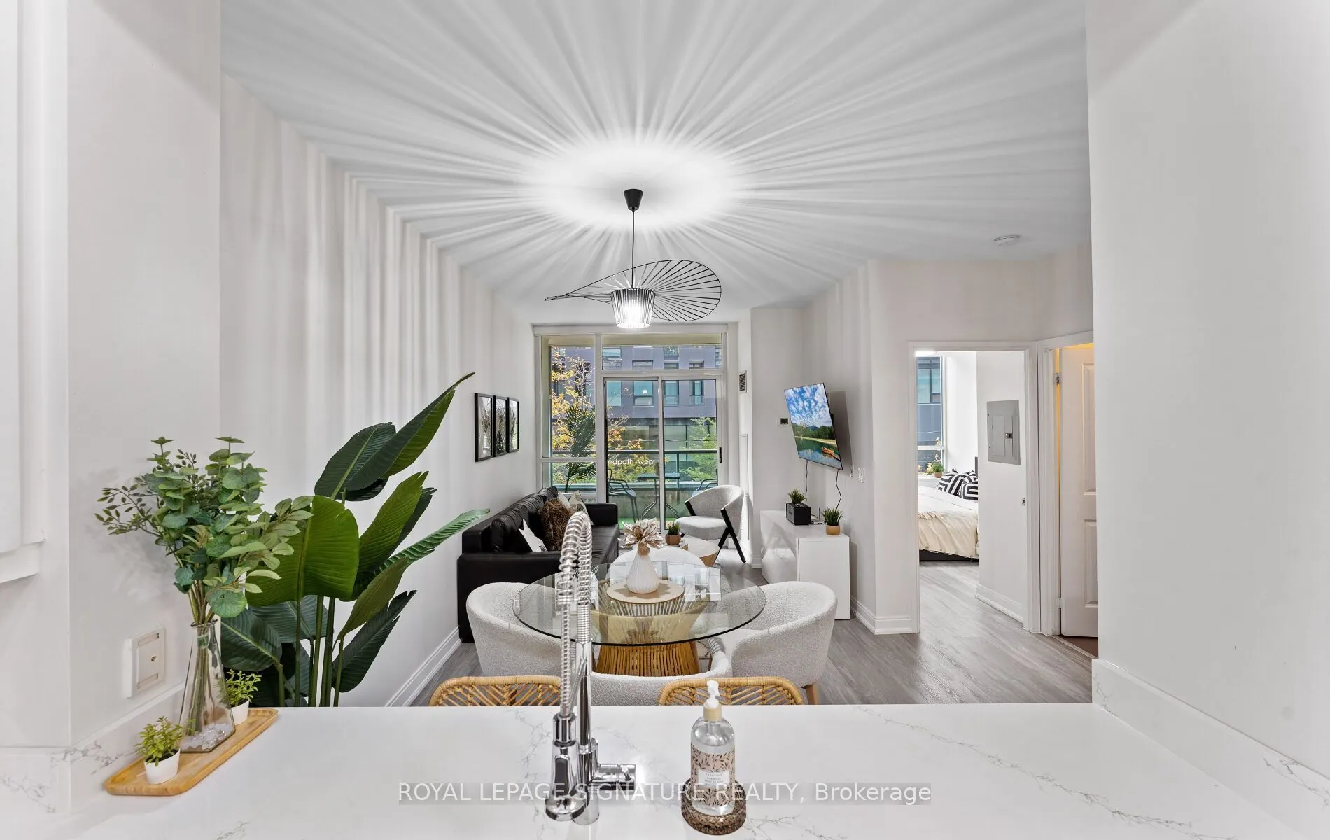 88 Broadway Avenue #206