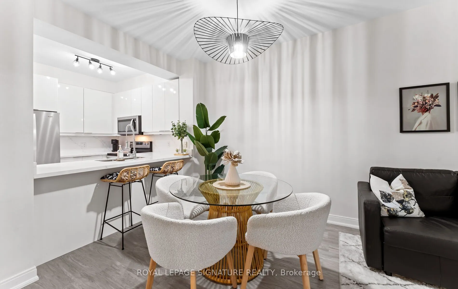 88 Broadway Avenue #206
