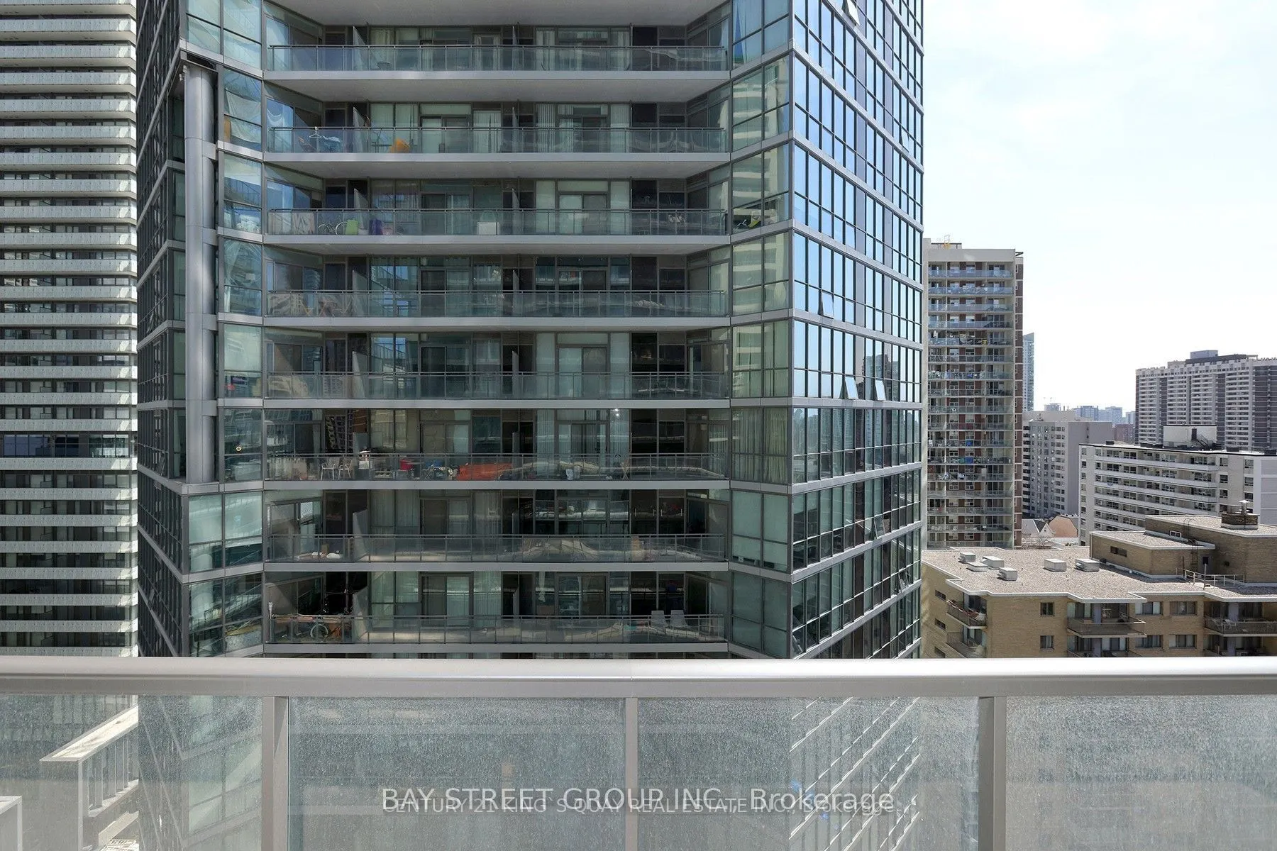 33 Charles Street E #1401