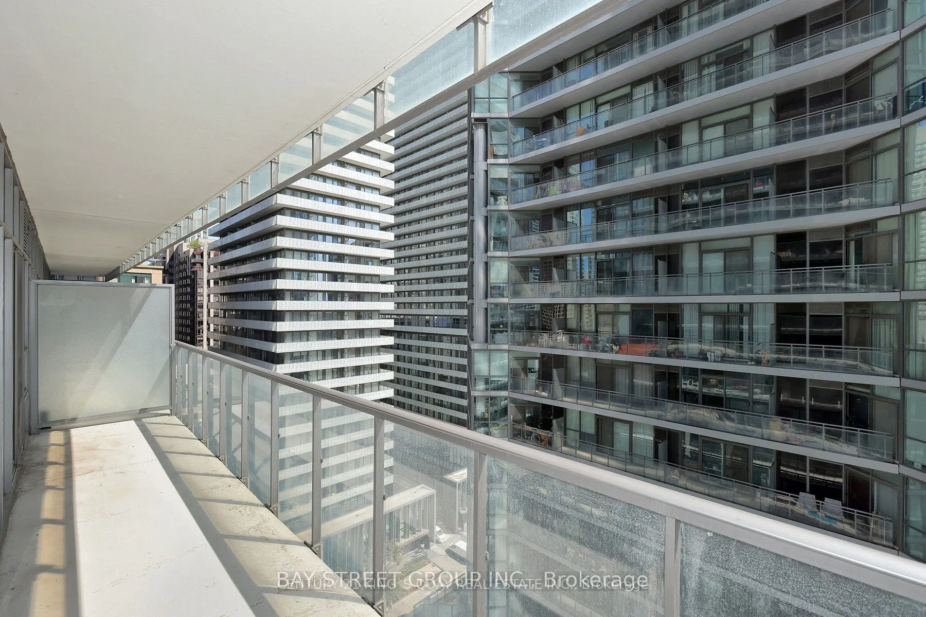 33 Charles Street E #1401
