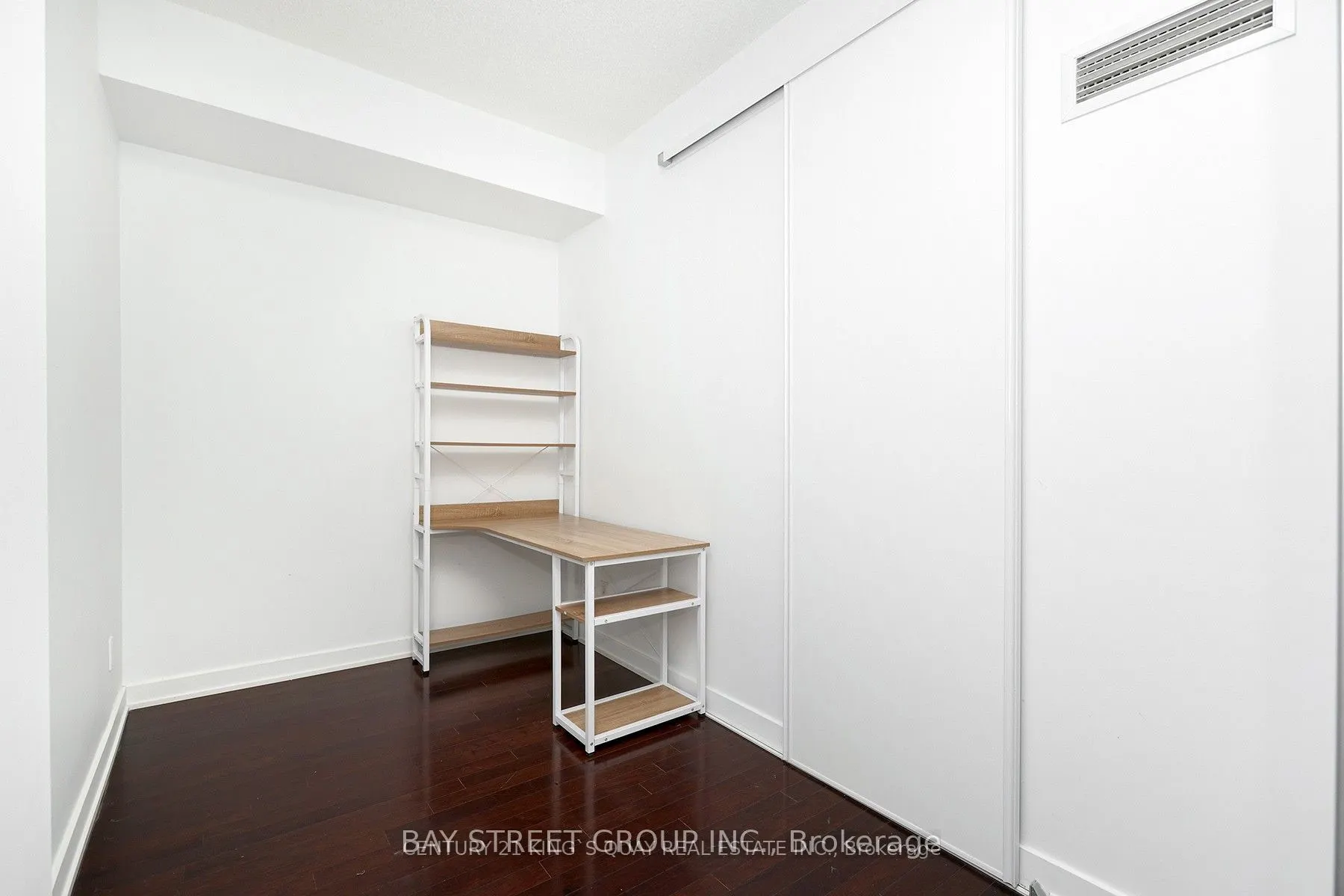 33 Charles Street E #1401
