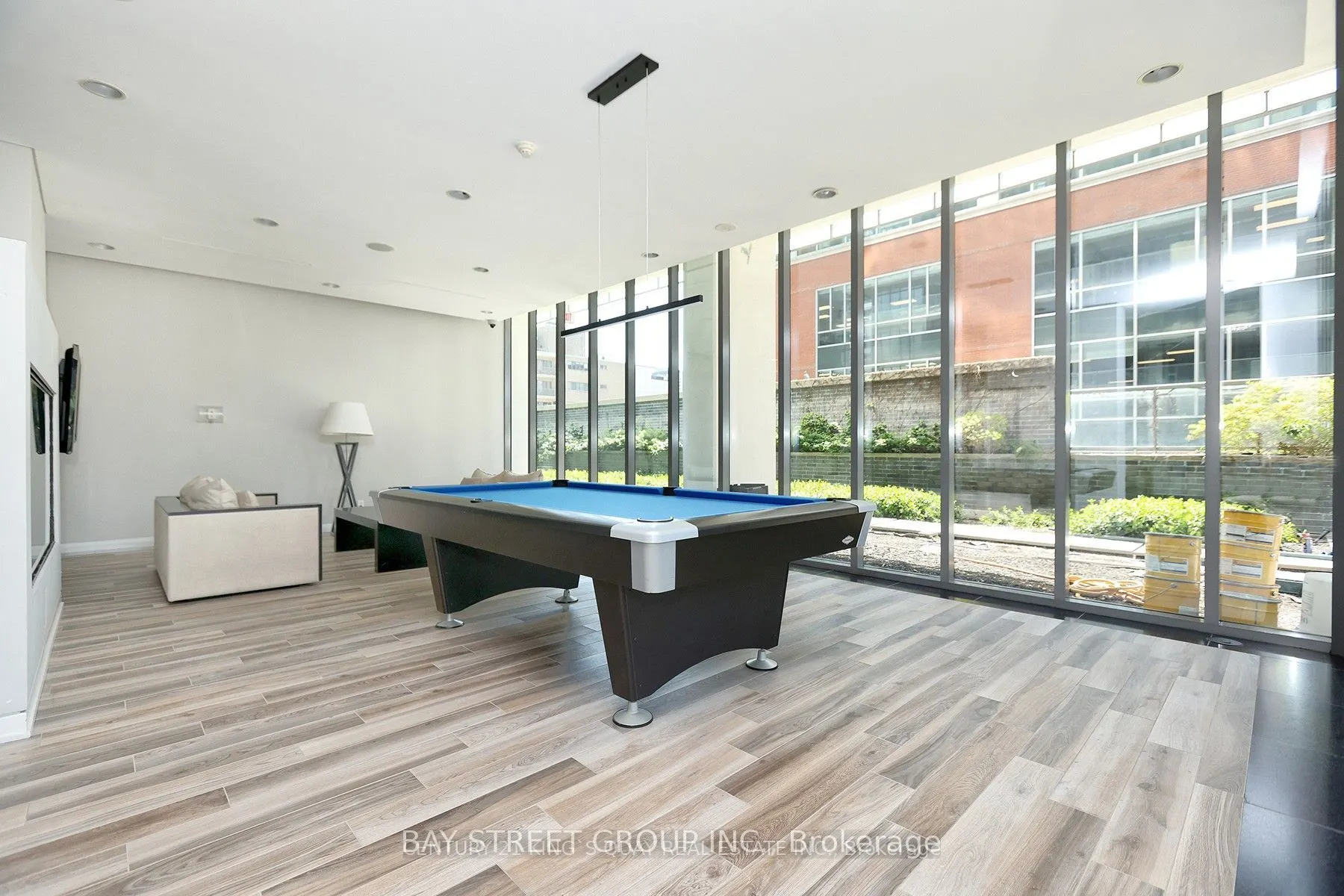 33 Charles Street E #1401