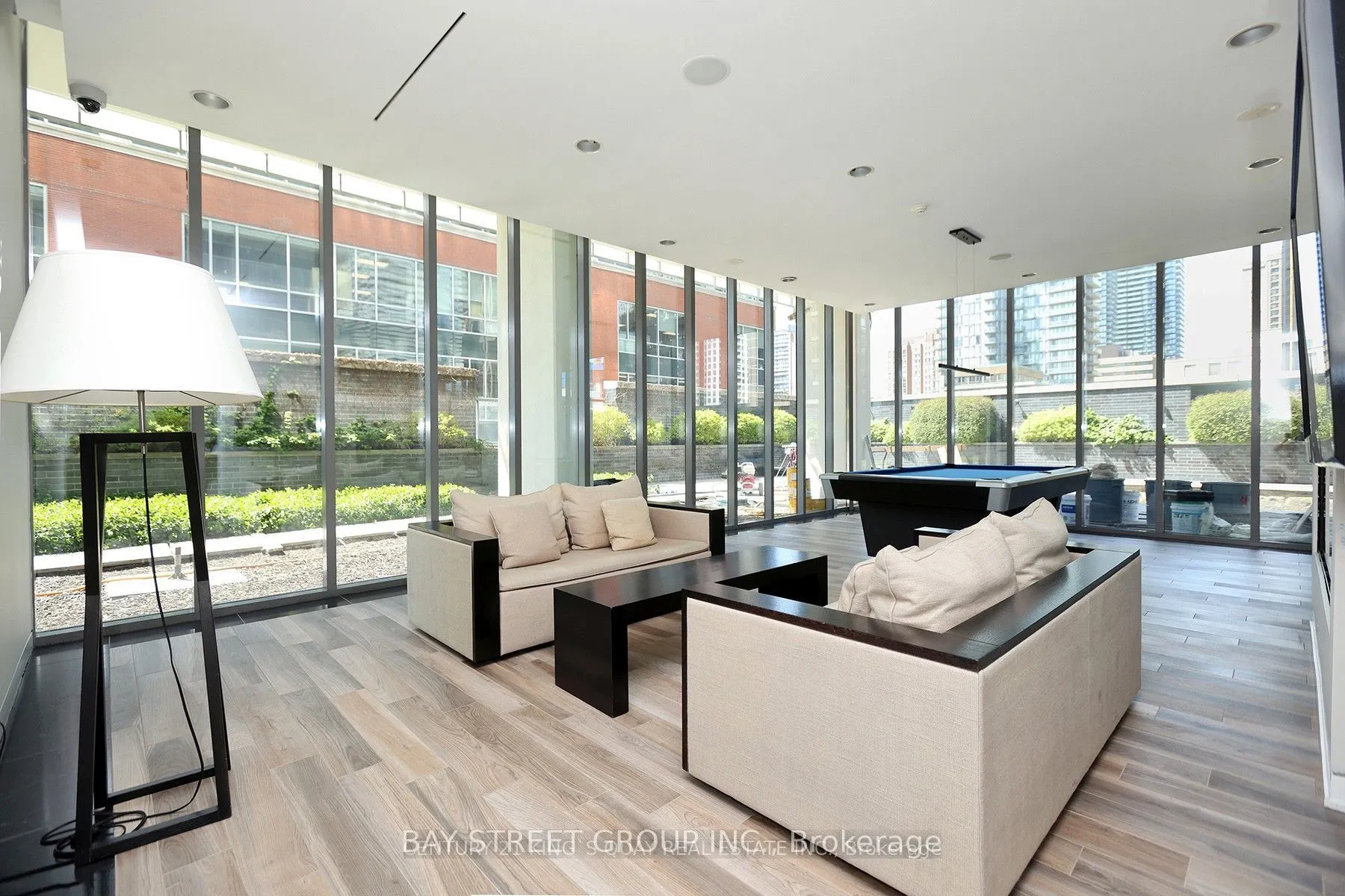 33 Charles Street E #1401