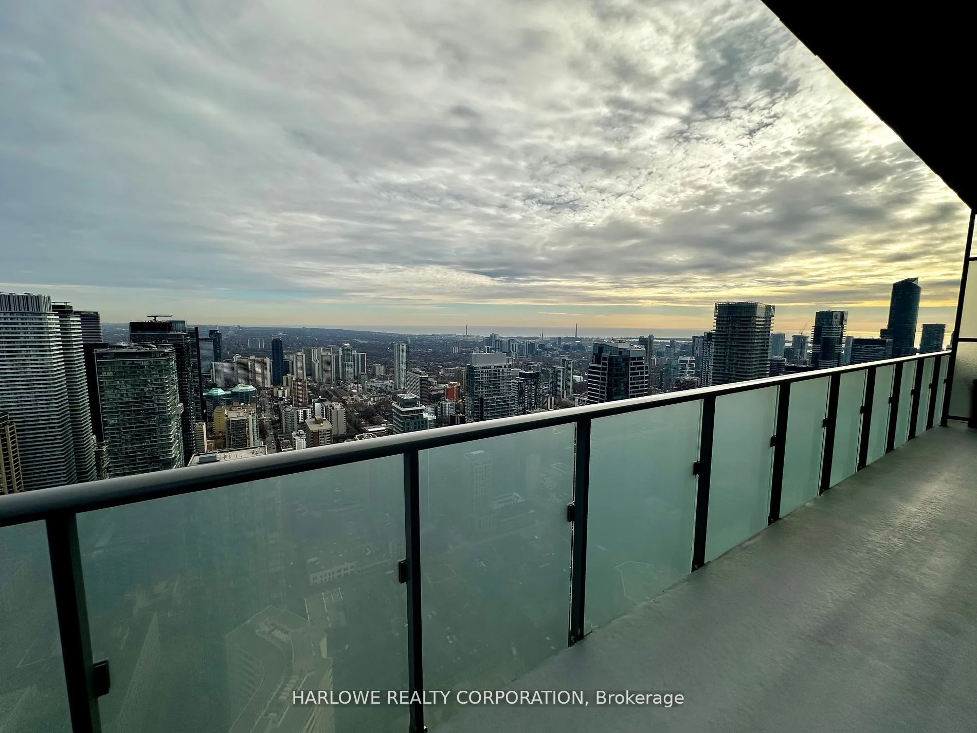 1080 Bay Street #PH08