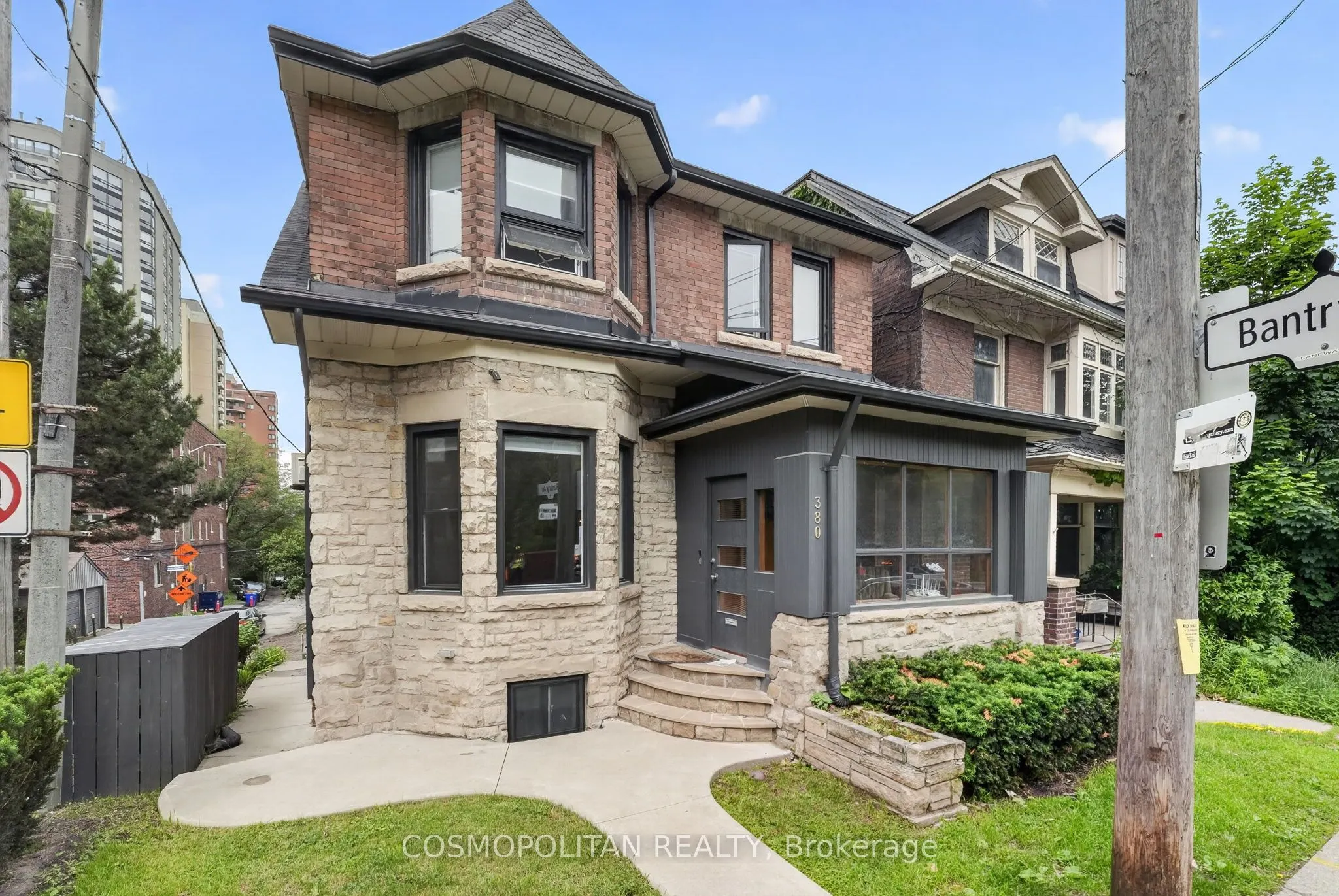380 Spadina Road