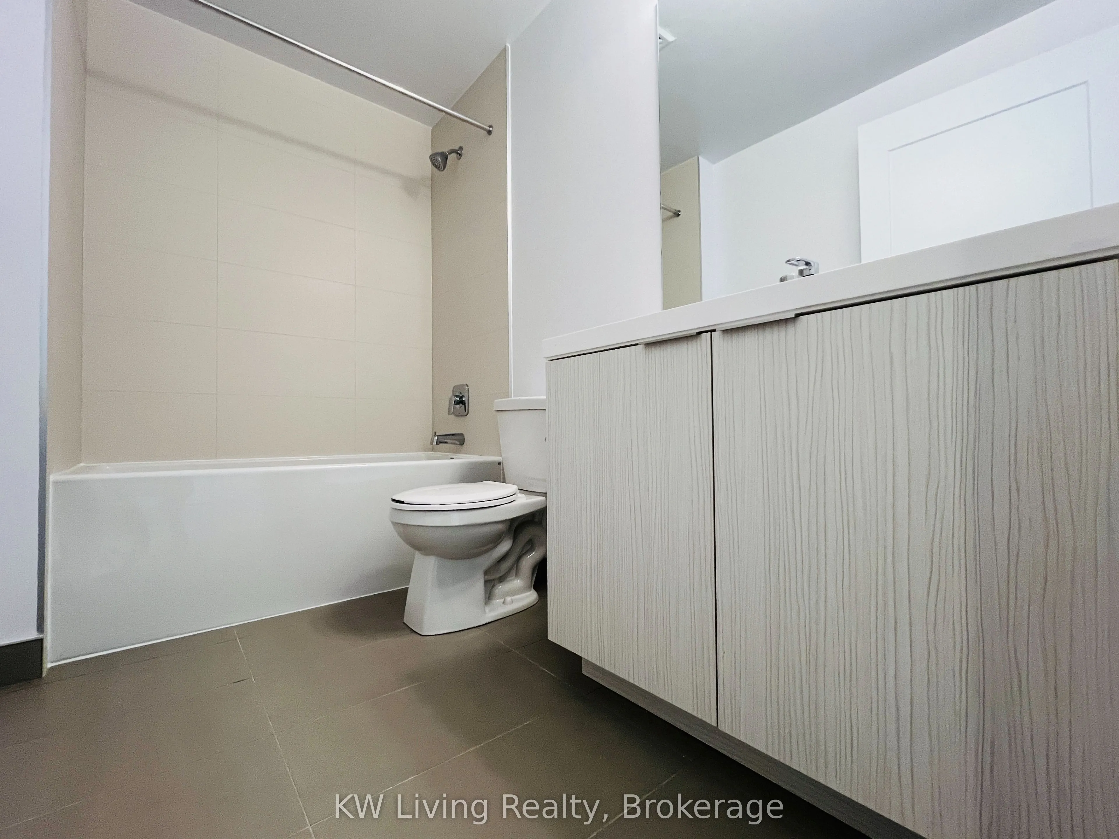 25 Holly Street #2305