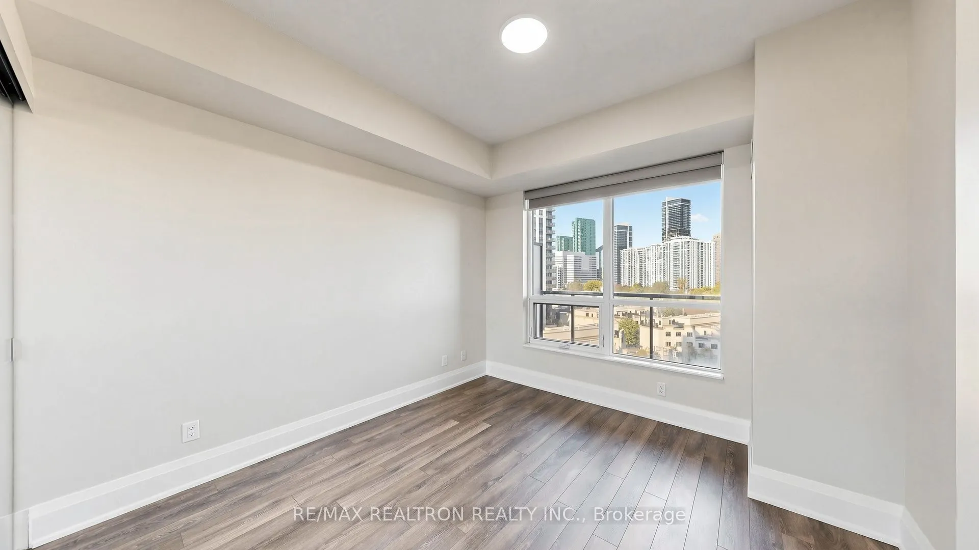 100 Harrison Garden Boulevard #818