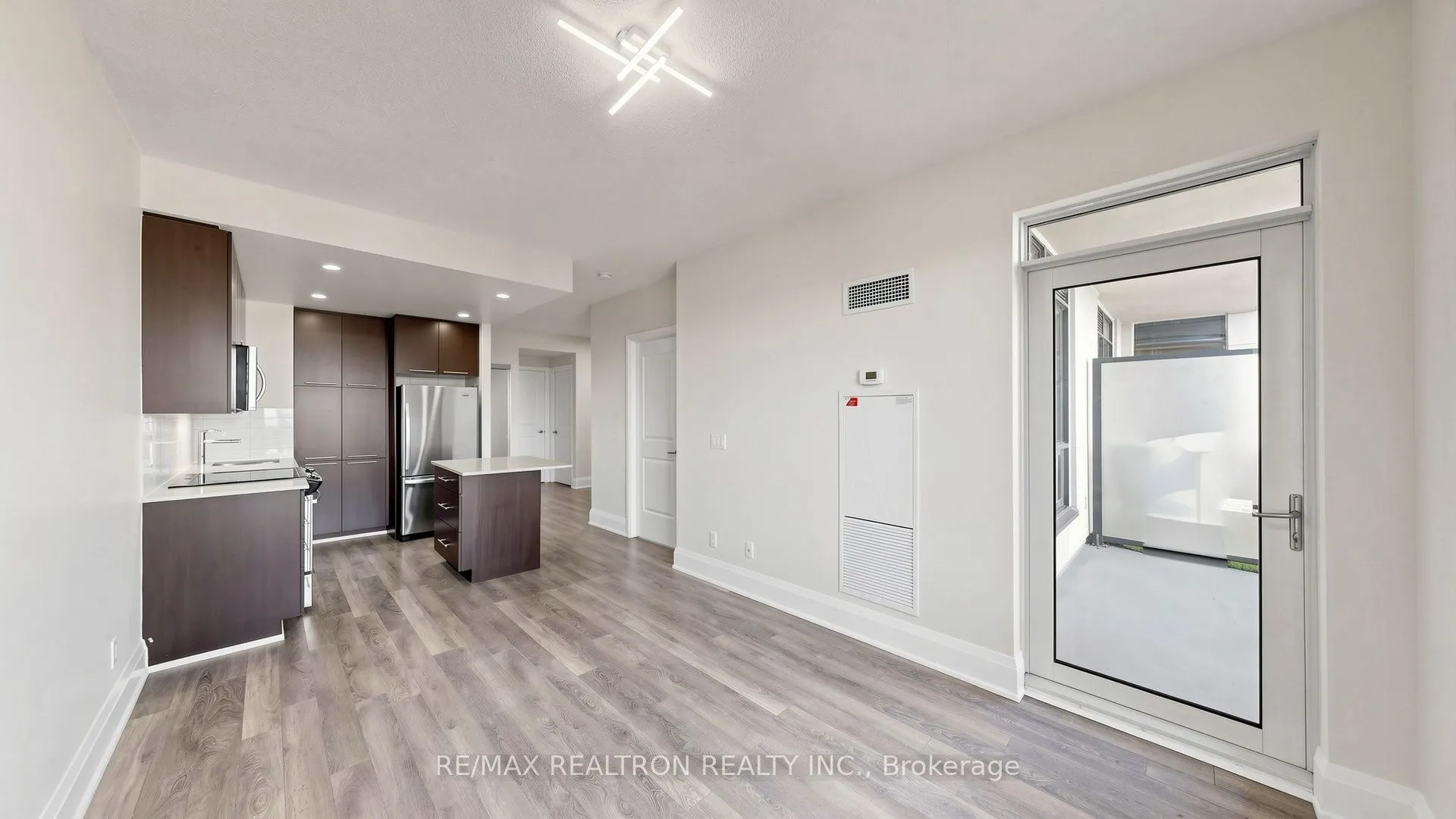 100 Harrison Garden Boulevard #818