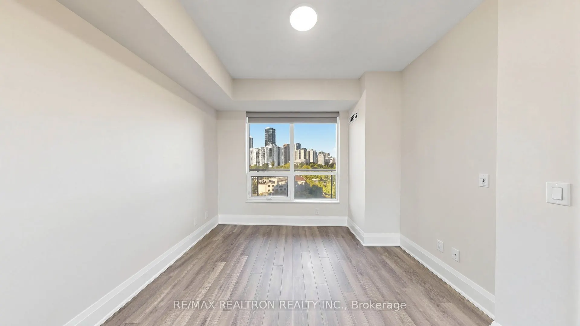 100 Harrison Garden Boulevard #818