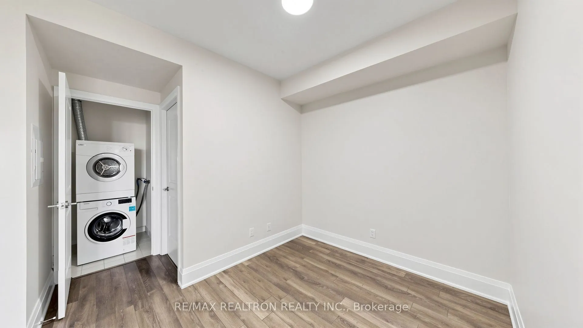 100 Harrison Garden Boulevard #818
