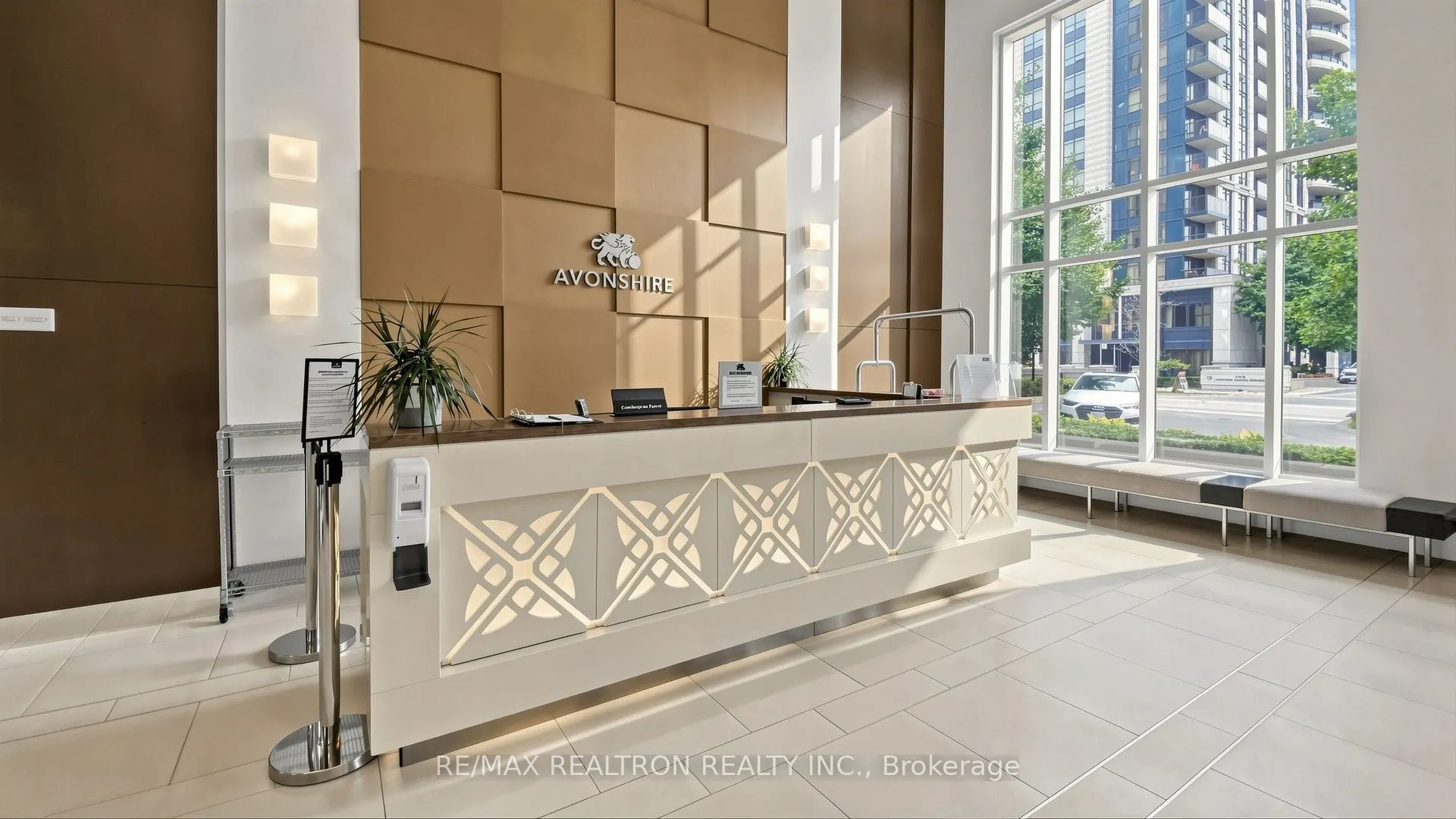 100 Harrison Garden Boulevard #818