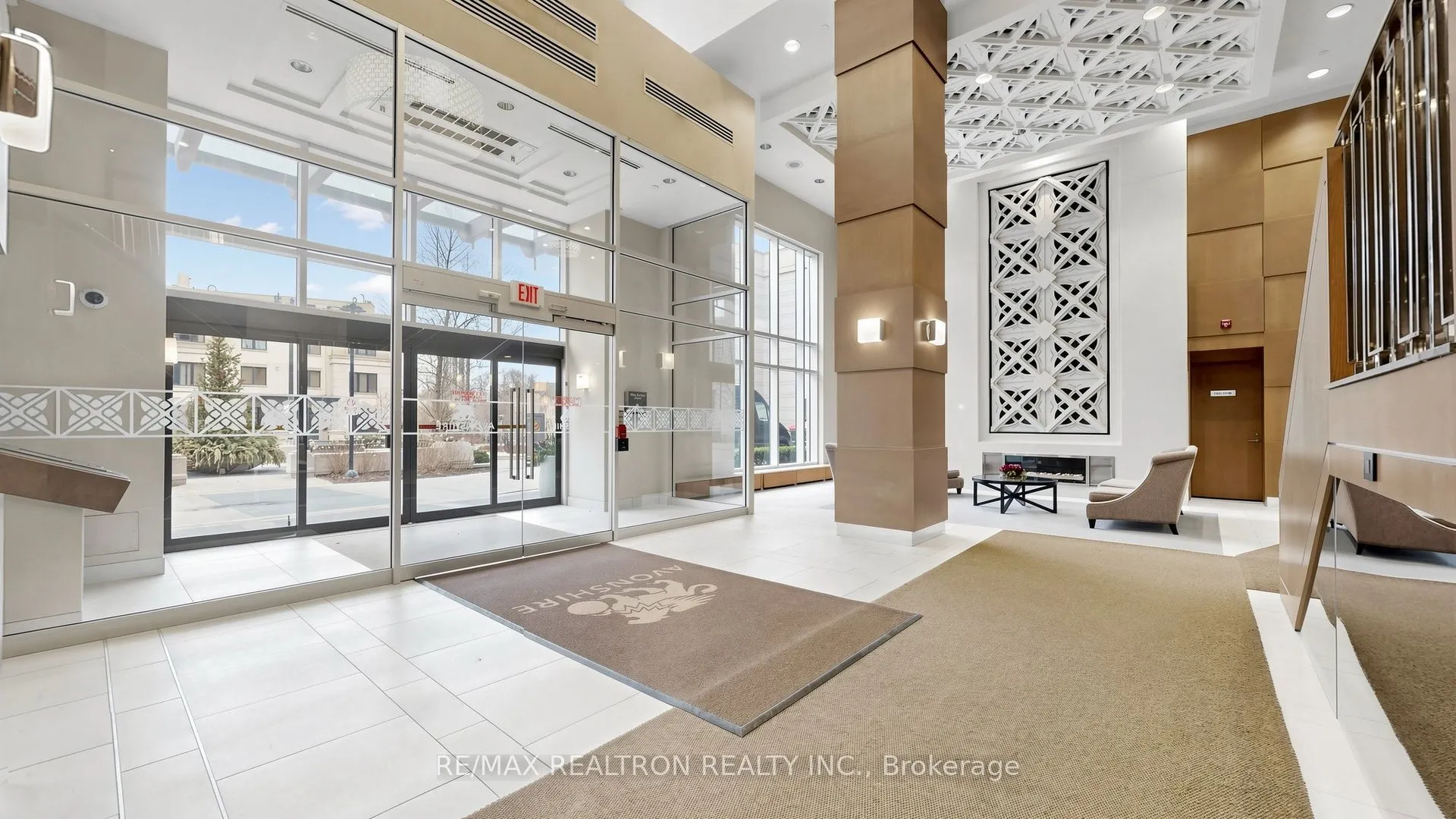 100 Harrison Garden Boulevard #818