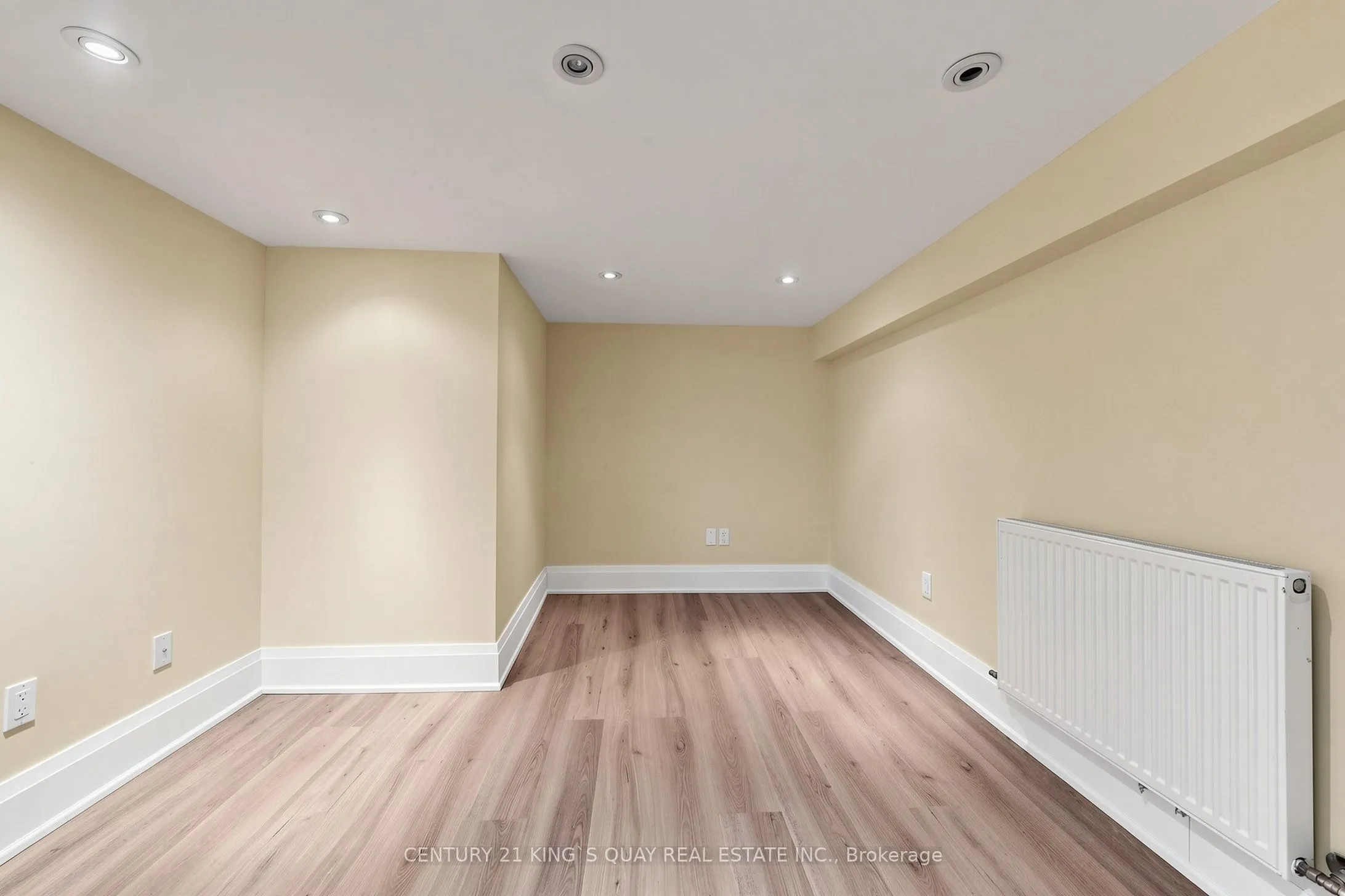 32 Crestview Road