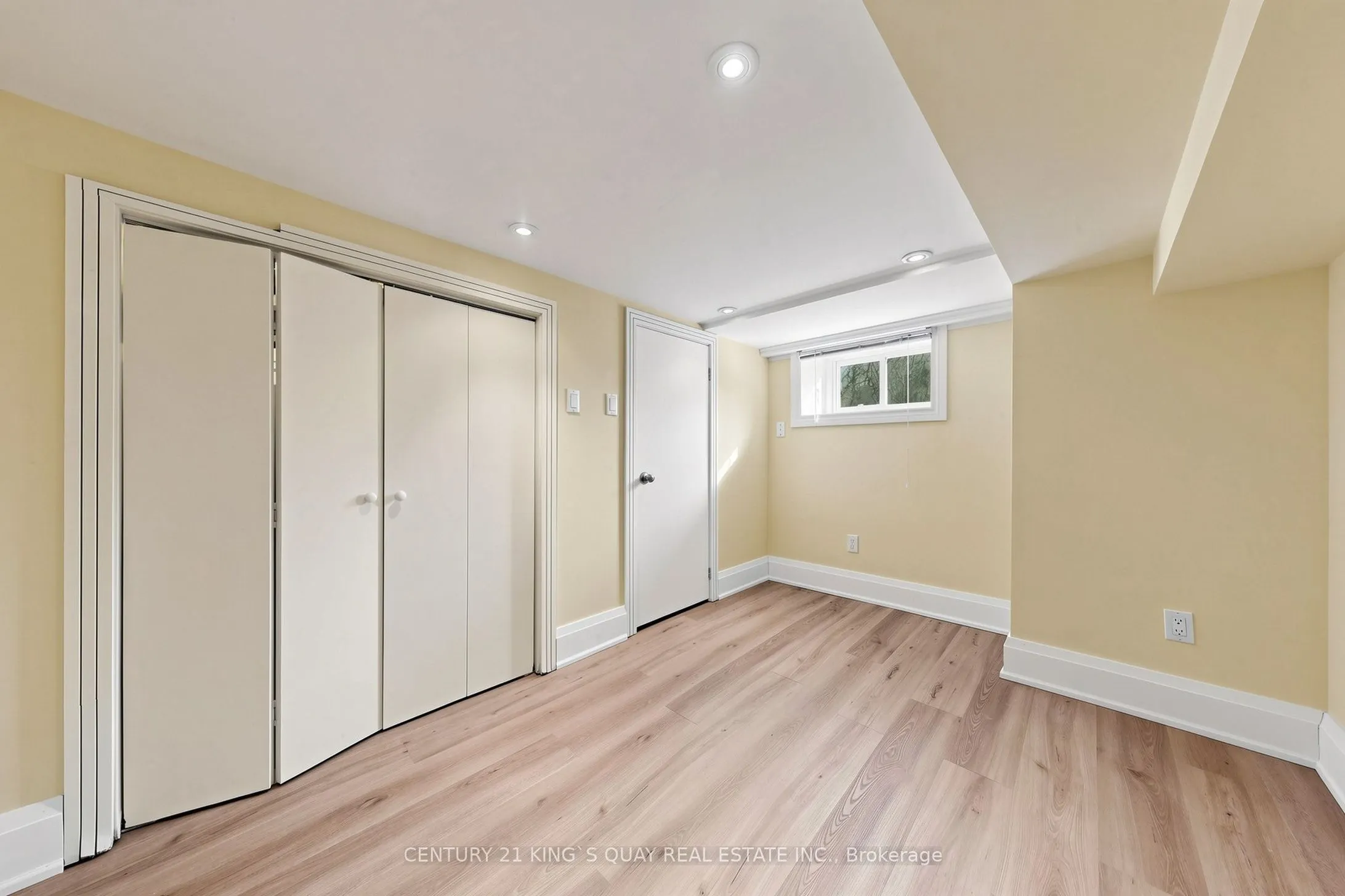 32 Crestview Road