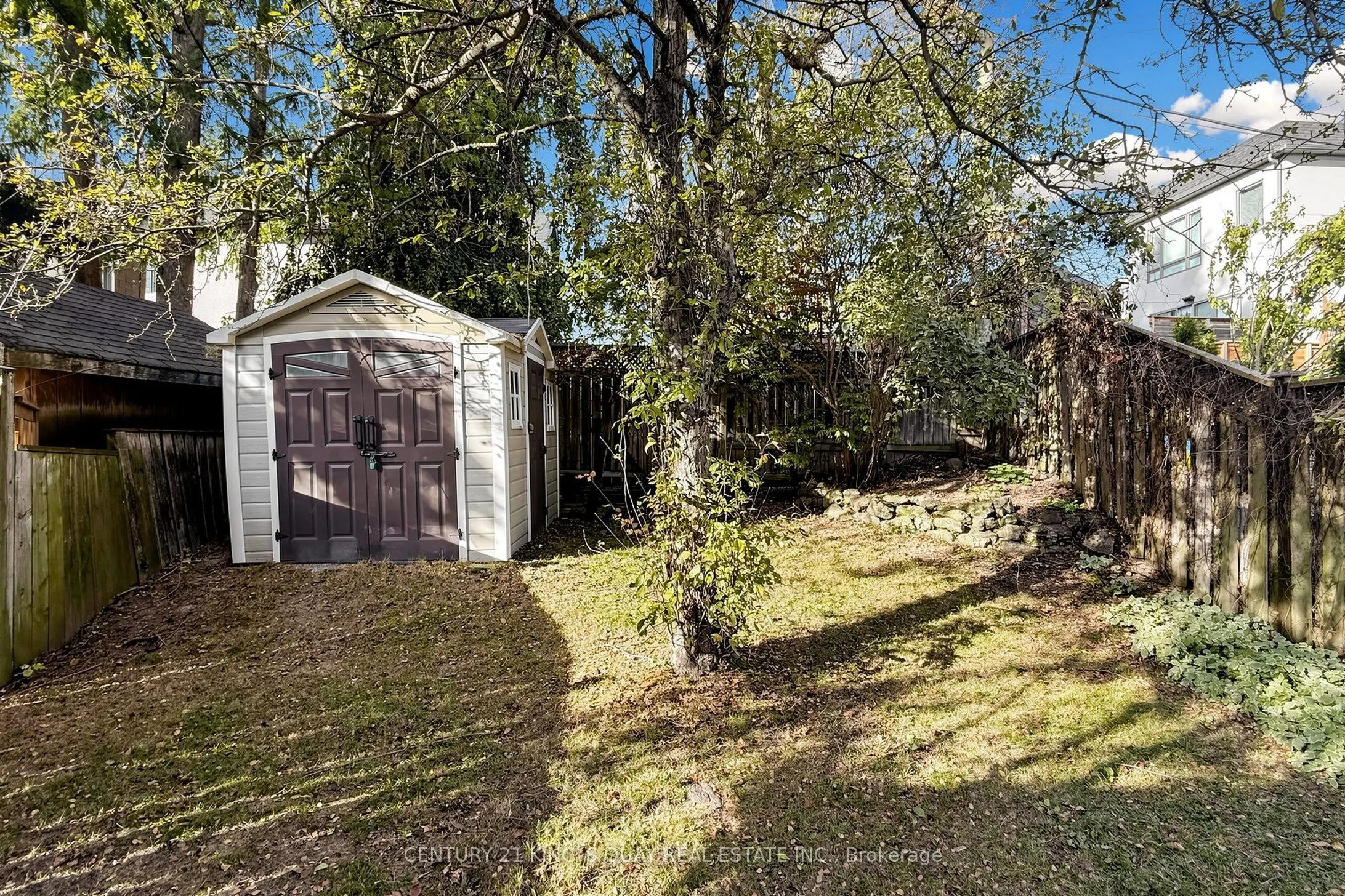 32 Crestview Road