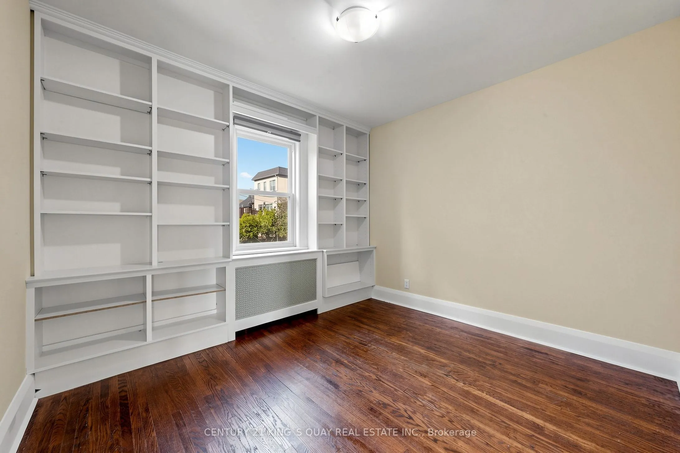 32 Crestview Road