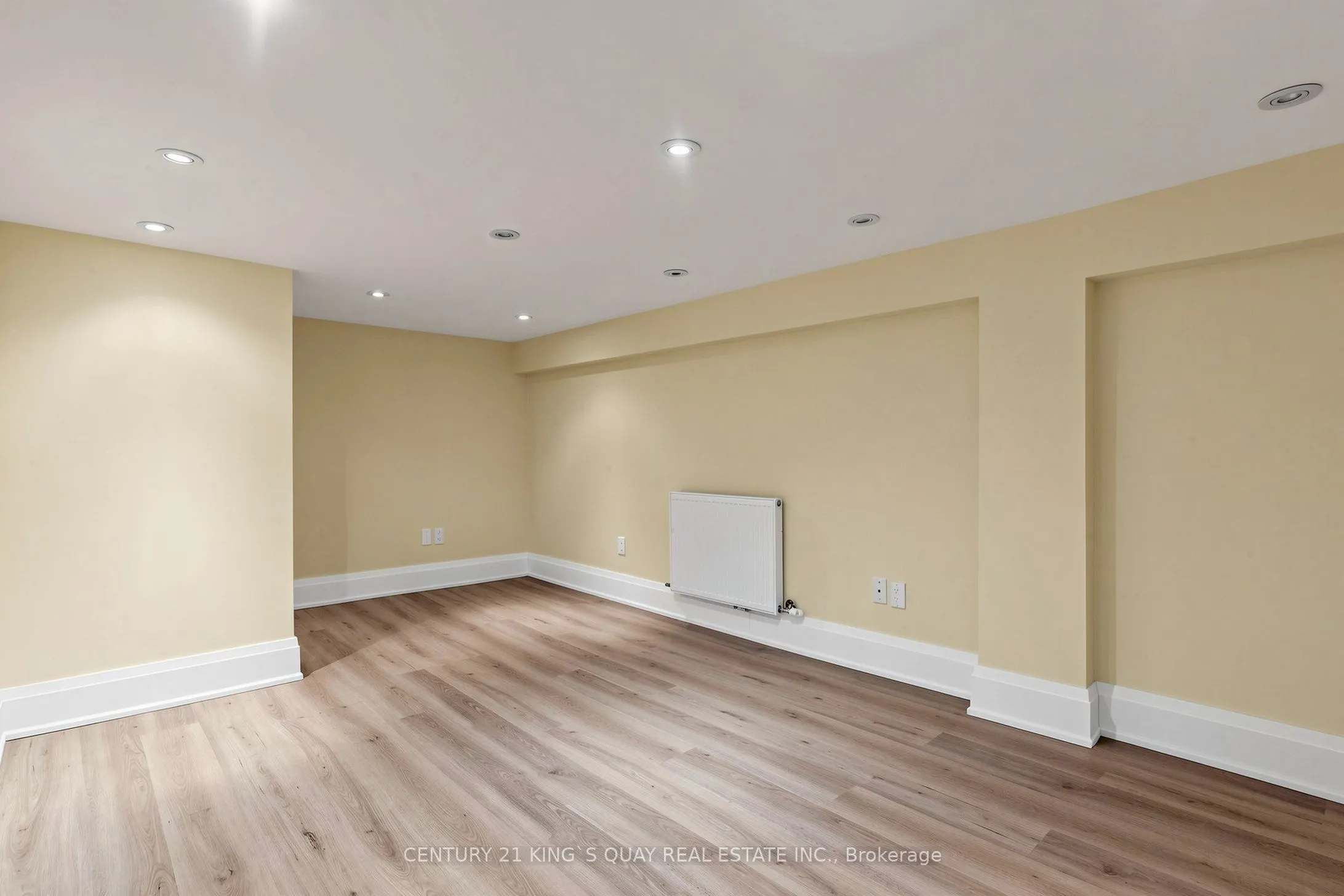 32 Crestview Road