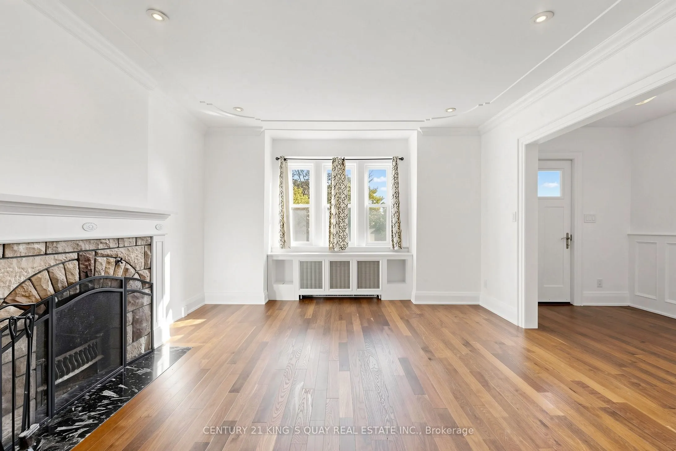 32 Crestview Road