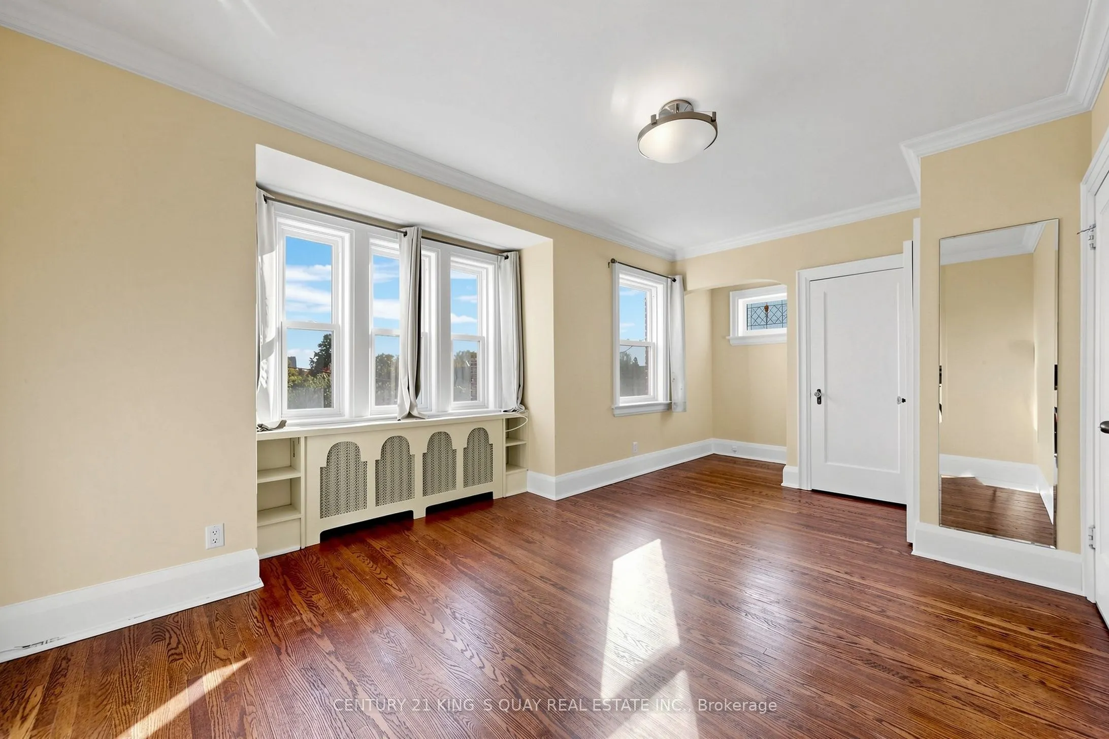 32 Crestview Road