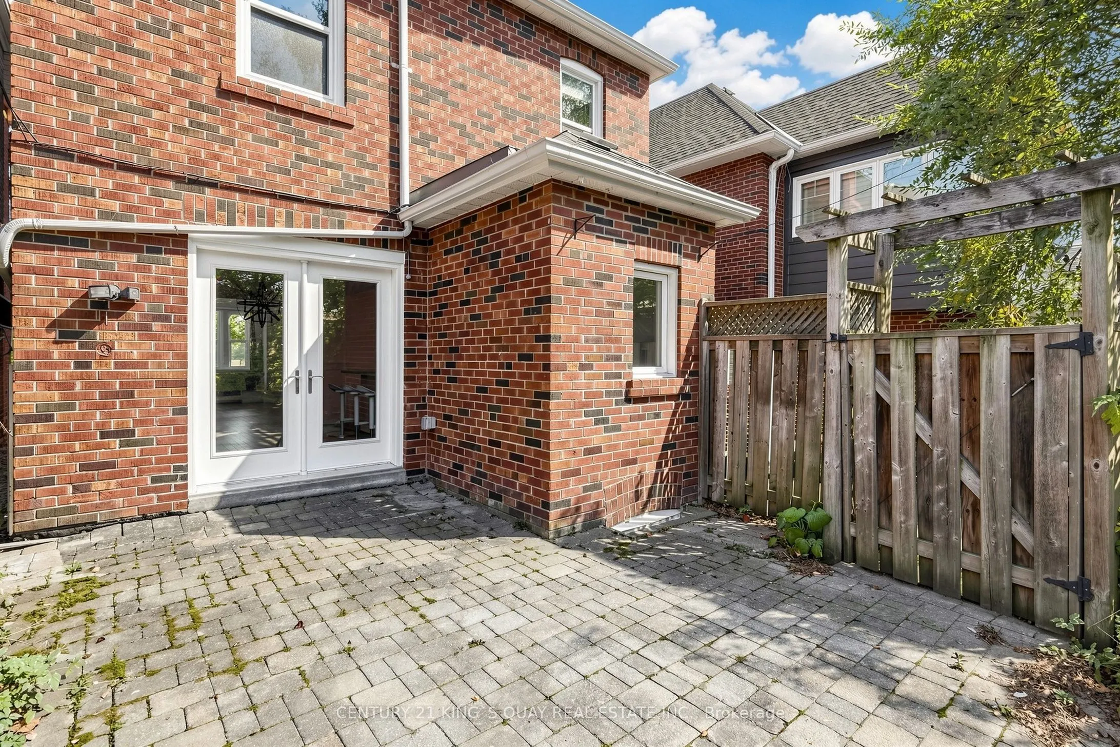 32 Crestview Road