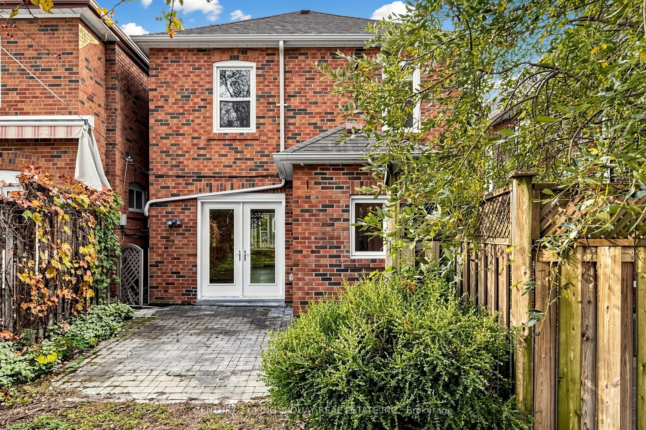 32 Crestview Road