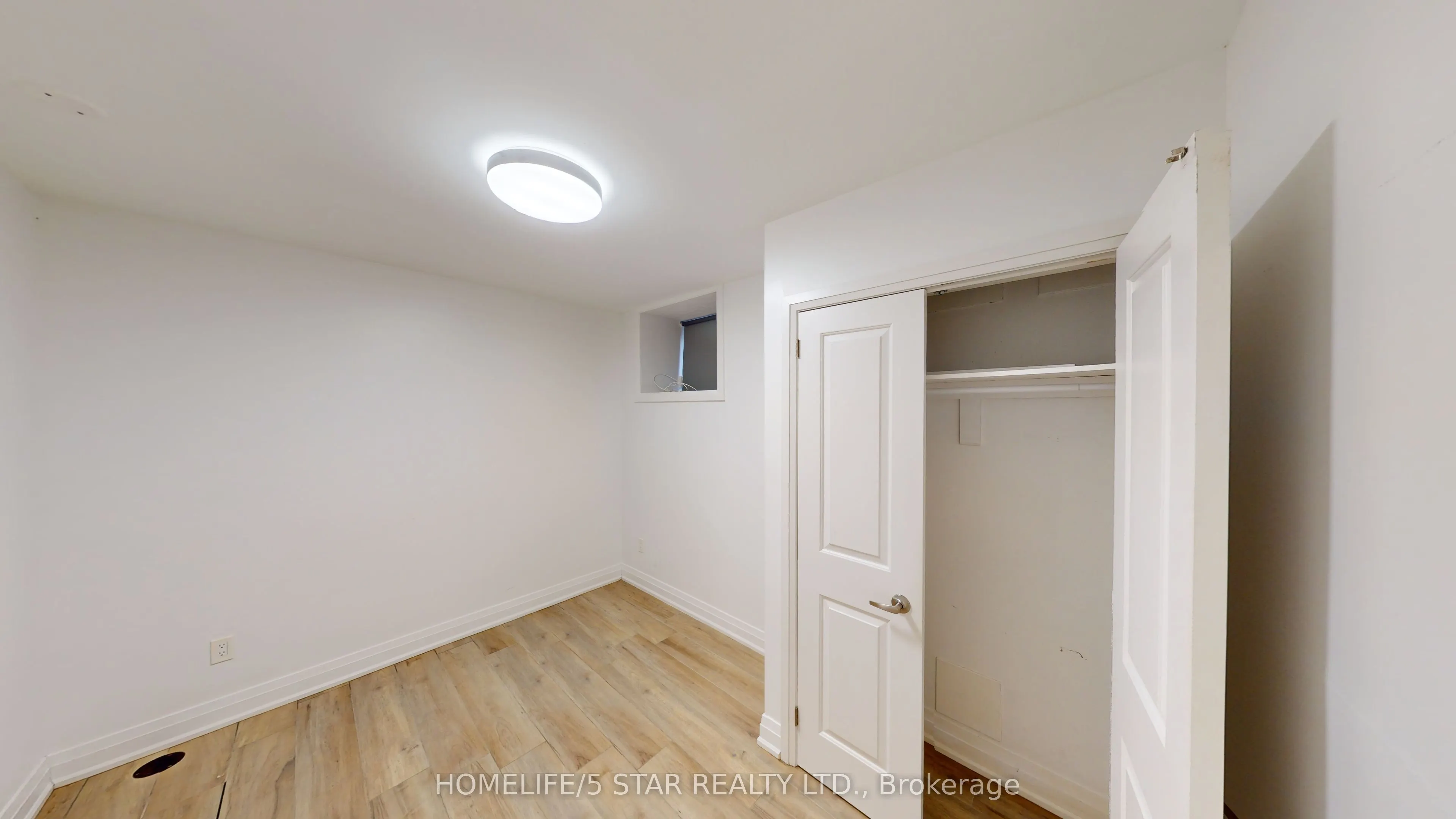45 Dewson Street #Bsmt Apt