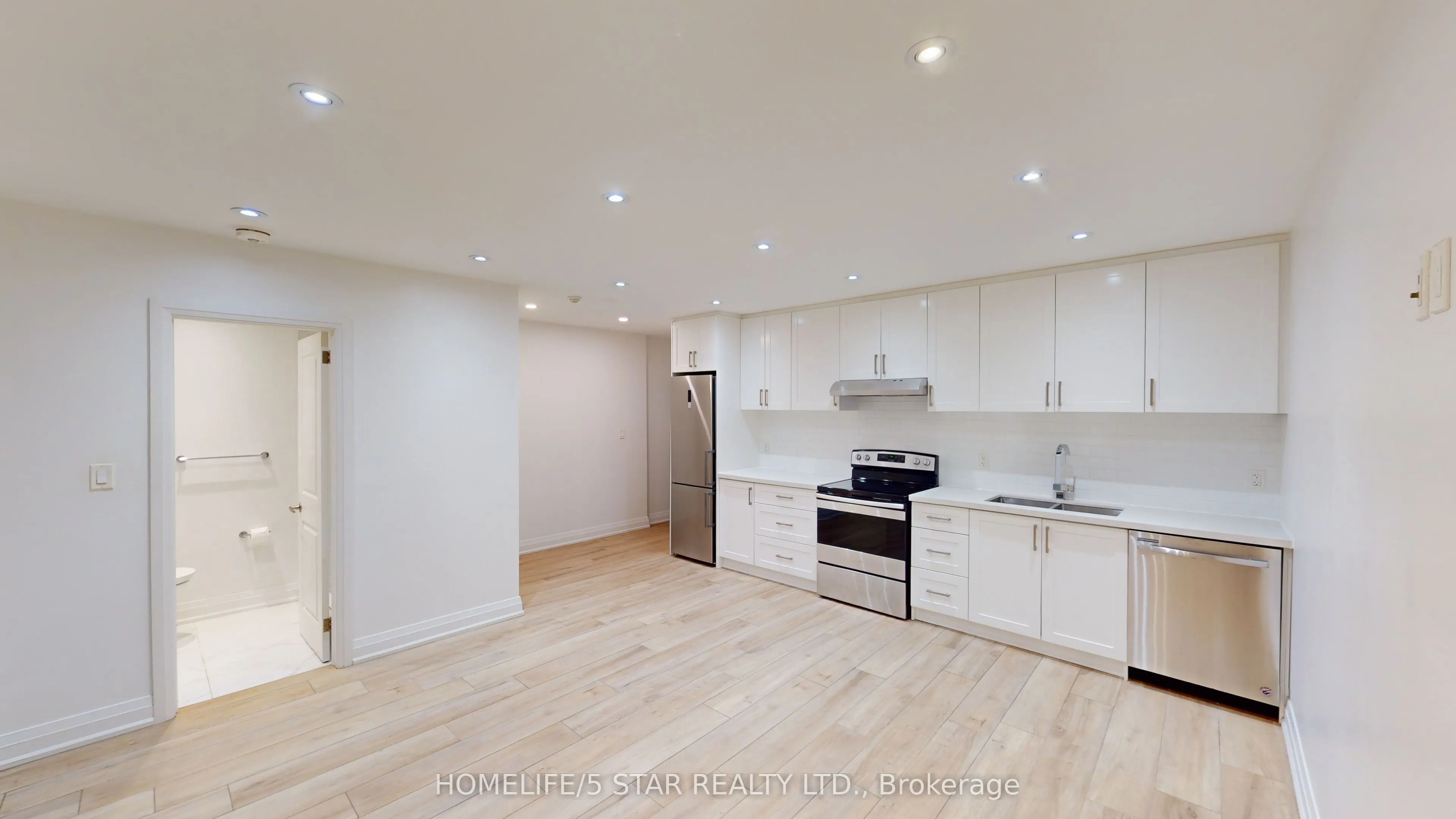 45 Dewson Street #Bsmt Apt