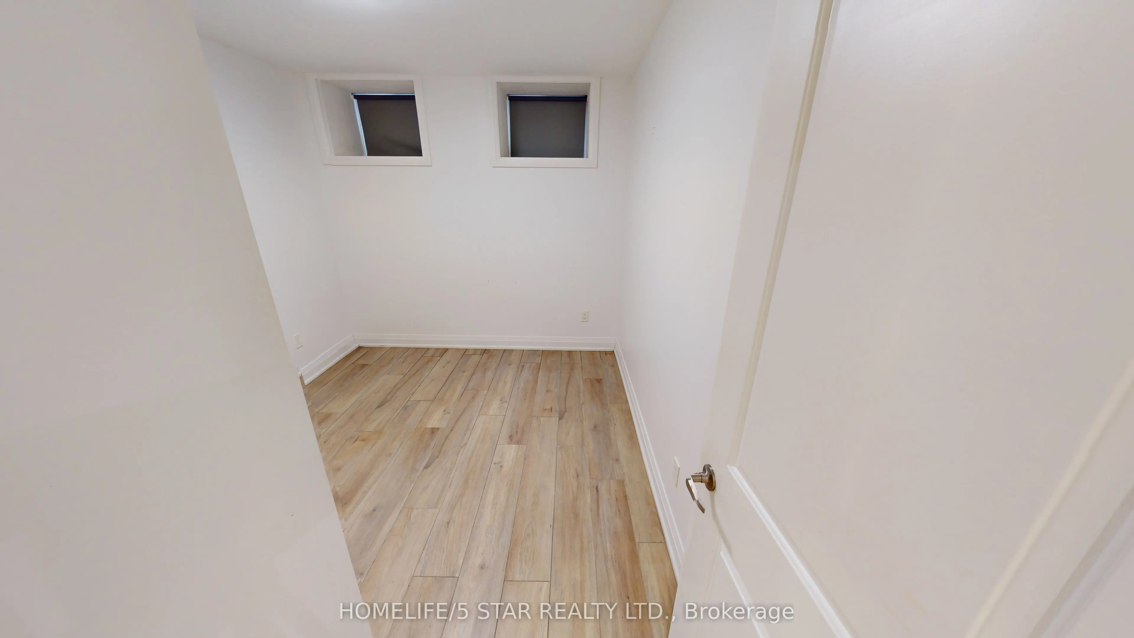 45 Dewson Street #Bsmt Apt