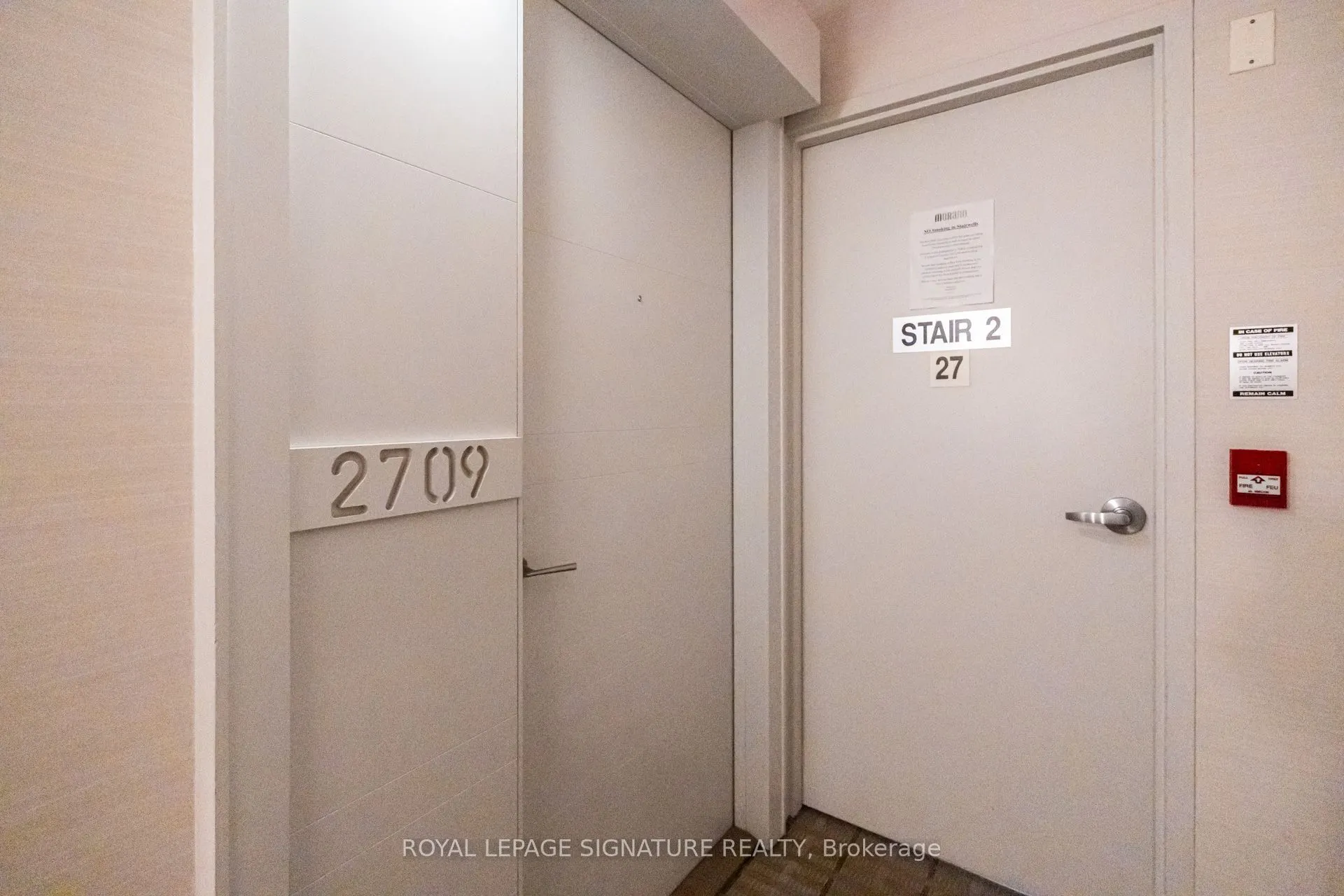 37 Grosvenor Street #2709