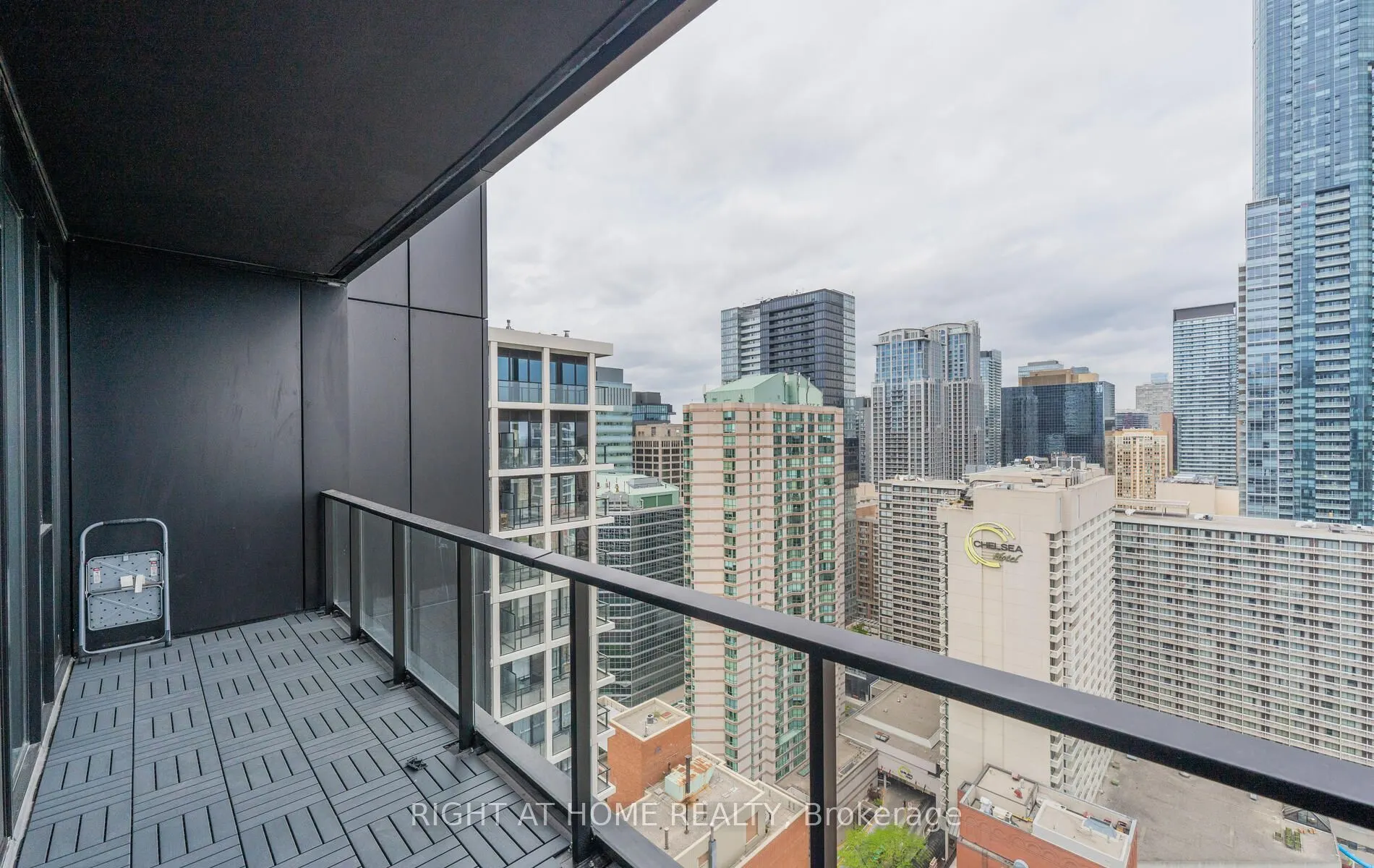 20 Edward Street #2701