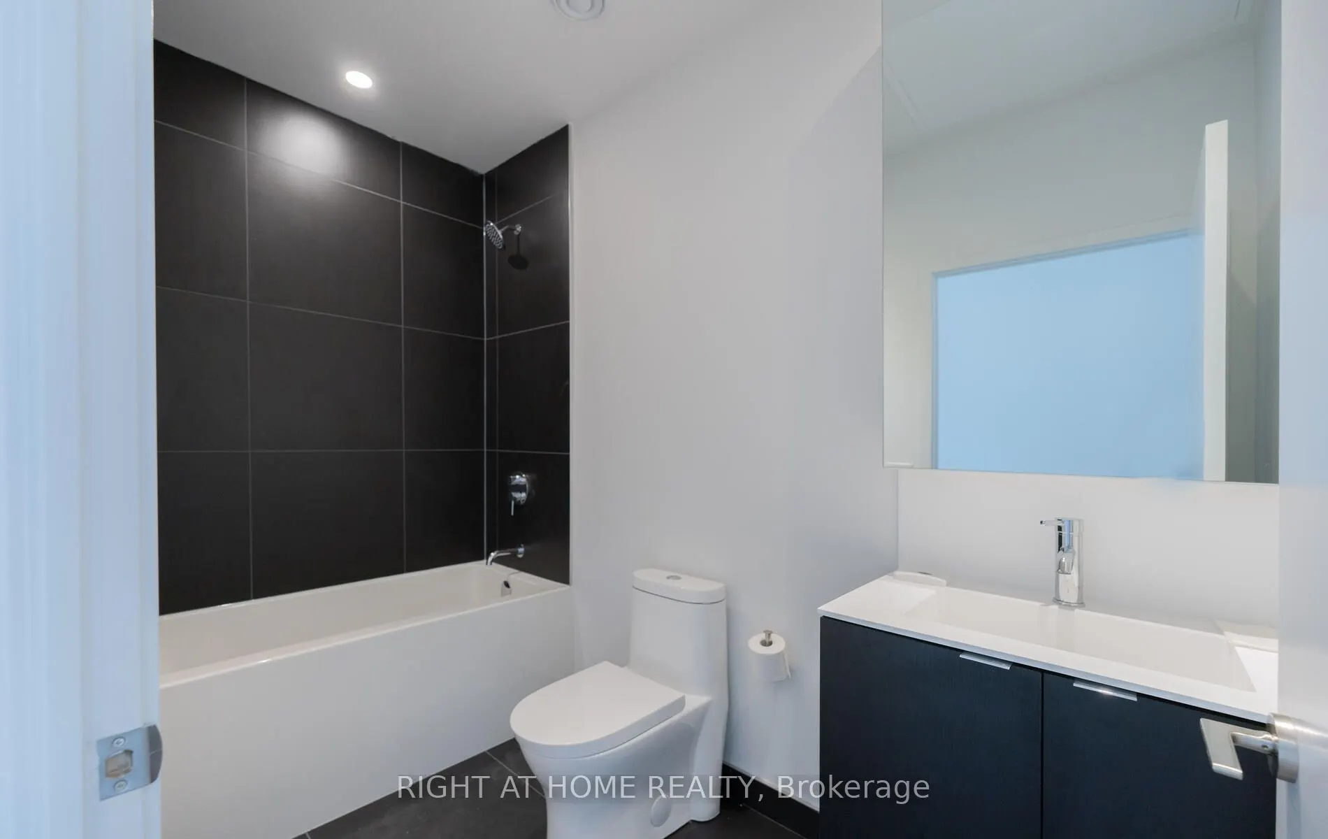 20 Edward Street #2701